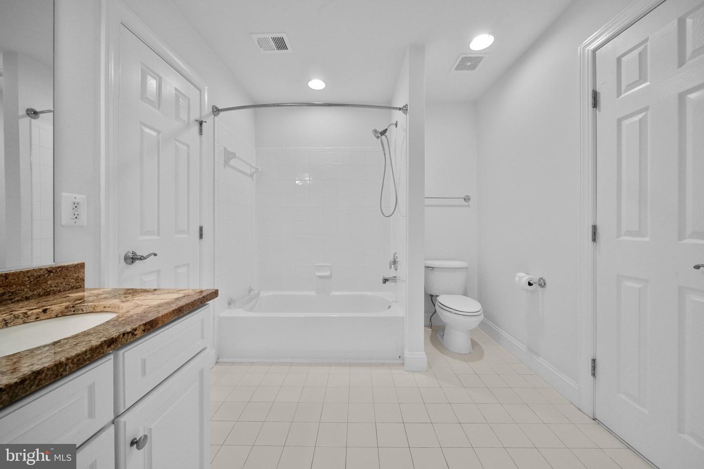 9053 JOHN SUTHERLAND LN, LORTON, Virginia 22079, 5 Bedrooms Bedrooms, ,4 BathroomsBathrooms,Residential,For sale,9053 JOHN SUTHERLAND LN,VAFX2260772 MLS # VAFX2260772