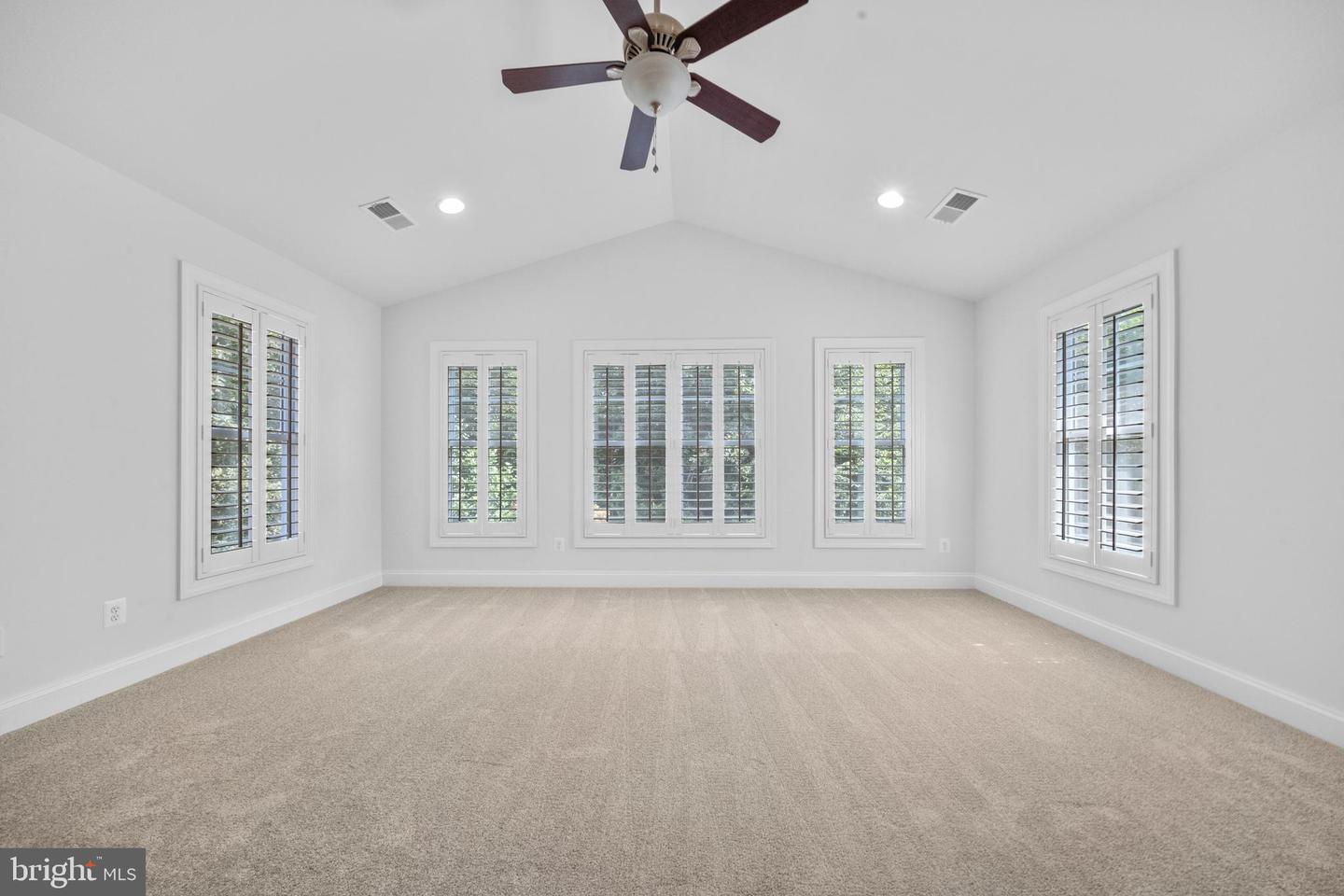 9053 JOHN SUTHERLAND LN, LORTON, Virginia 22079, 5 Bedrooms Bedrooms, ,4 BathroomsBathrooms,Residential,For sale,9053 JOHN SUTHERLAND LN,VAFX2260772 MLS # VAFX2260772