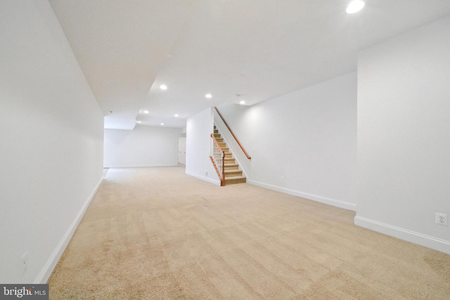9053 JOHN SUTHERLAND LN, LORTON, Virginia 22079, 5 Bedrooms Bedrooms, ,4 BathroomsBathrooms,Residential,For sale,9053 JOHN SUTHERLAND LN,VAFX2260772 MLS # VAFX2260772