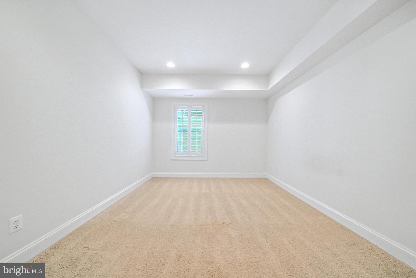 9053 JOHN SUTHERLAND LN, LORTON, Virginia 22079, 5 Bedrooms Bedrooms, ,4 BathroomsBathrooms,Residential,For sale,9053 JOHN SUTHERLAND LN,VAFX2260772 MLS # VAFX2260772