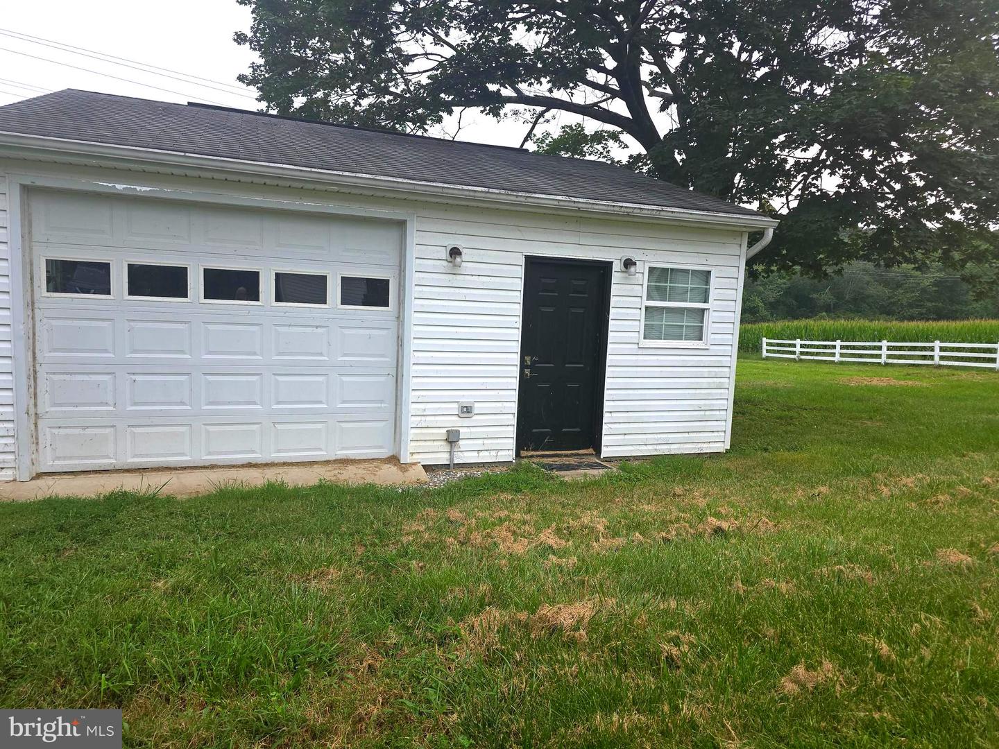 14302 W CATHARPIN RD, SPOTSYLVANIA, Virginia 22551, 3 Bedrooms Bedrooms, 9 Rooms Rooms,2 BathroomsBathrooms,Residential,For sale,14302 W CATHARPIN RD,VASP2035430 MLS # VASP2035430