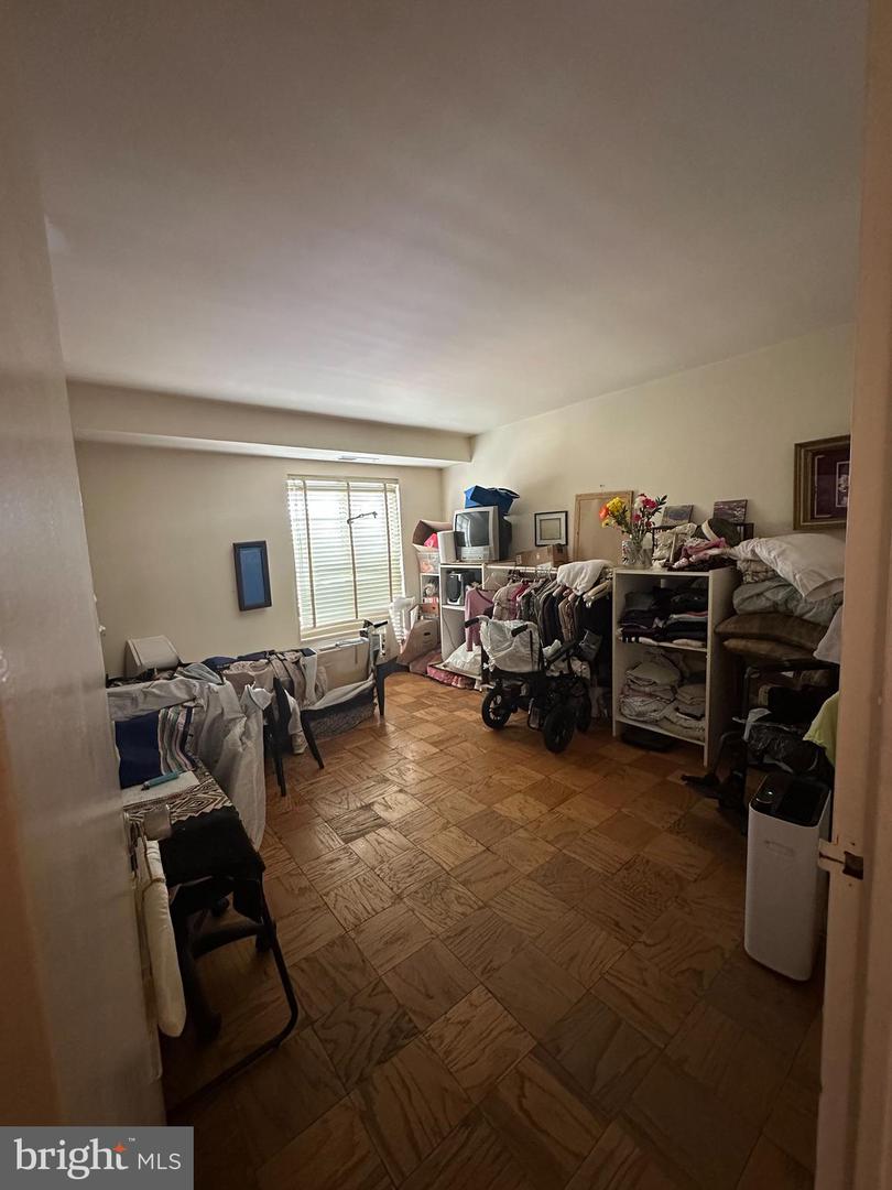 FALLS CHURCH, Virginia 22044, 1 Bedroom Bedrooms, ,1 BathroomBathrooms,Residential,For sale,VAFX2260888 MLS # VAFX2260888