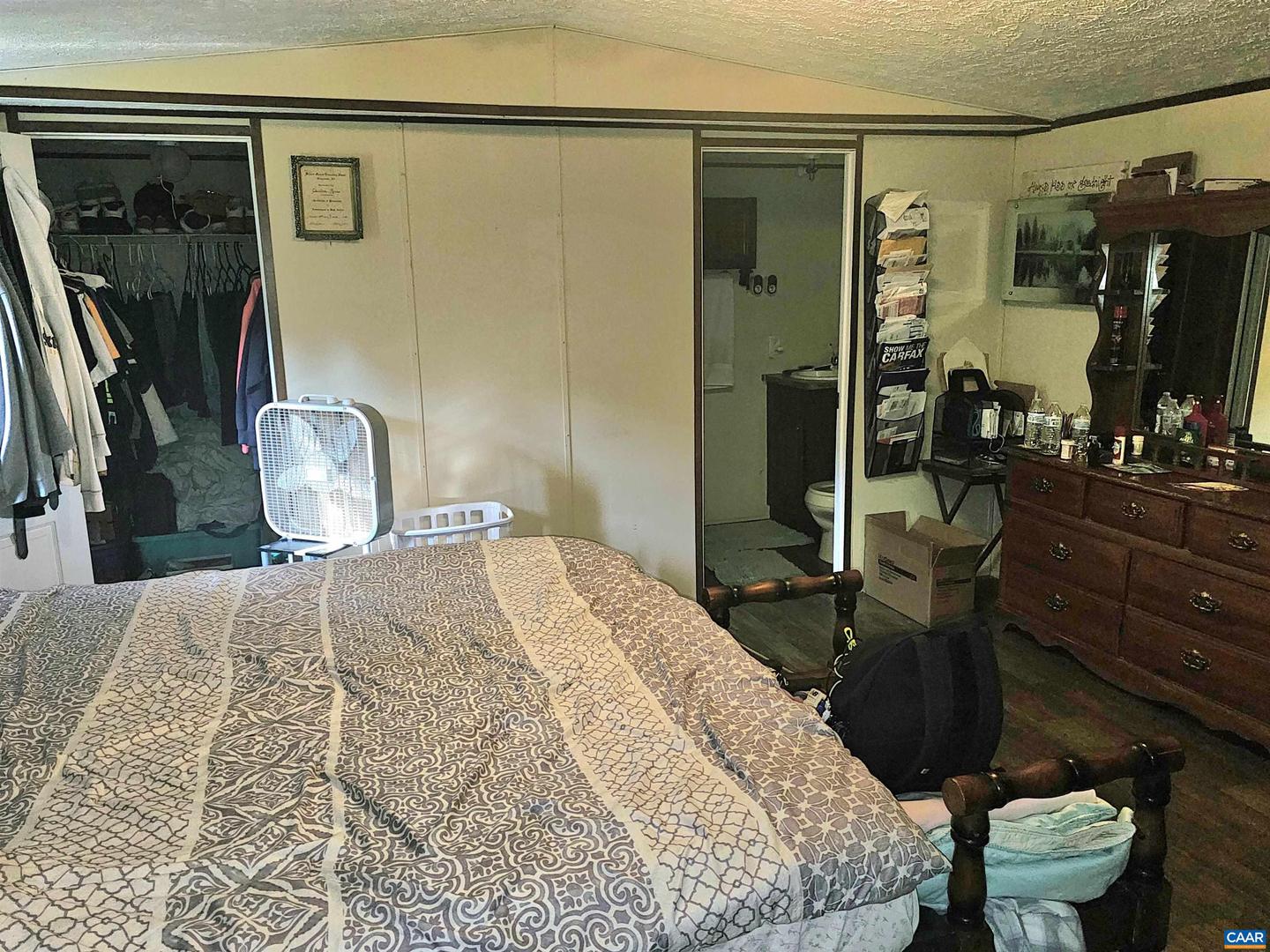 2018 PARKER MOUNTAIN RD, STANARDSVILLE, Virginia 22973, 3 Bedrooms Bedrooms, ,2 BathroomsBathrooms,Residential,For sale,2018 PARKER MOUNTAIN RD,667768 MLS # 667768