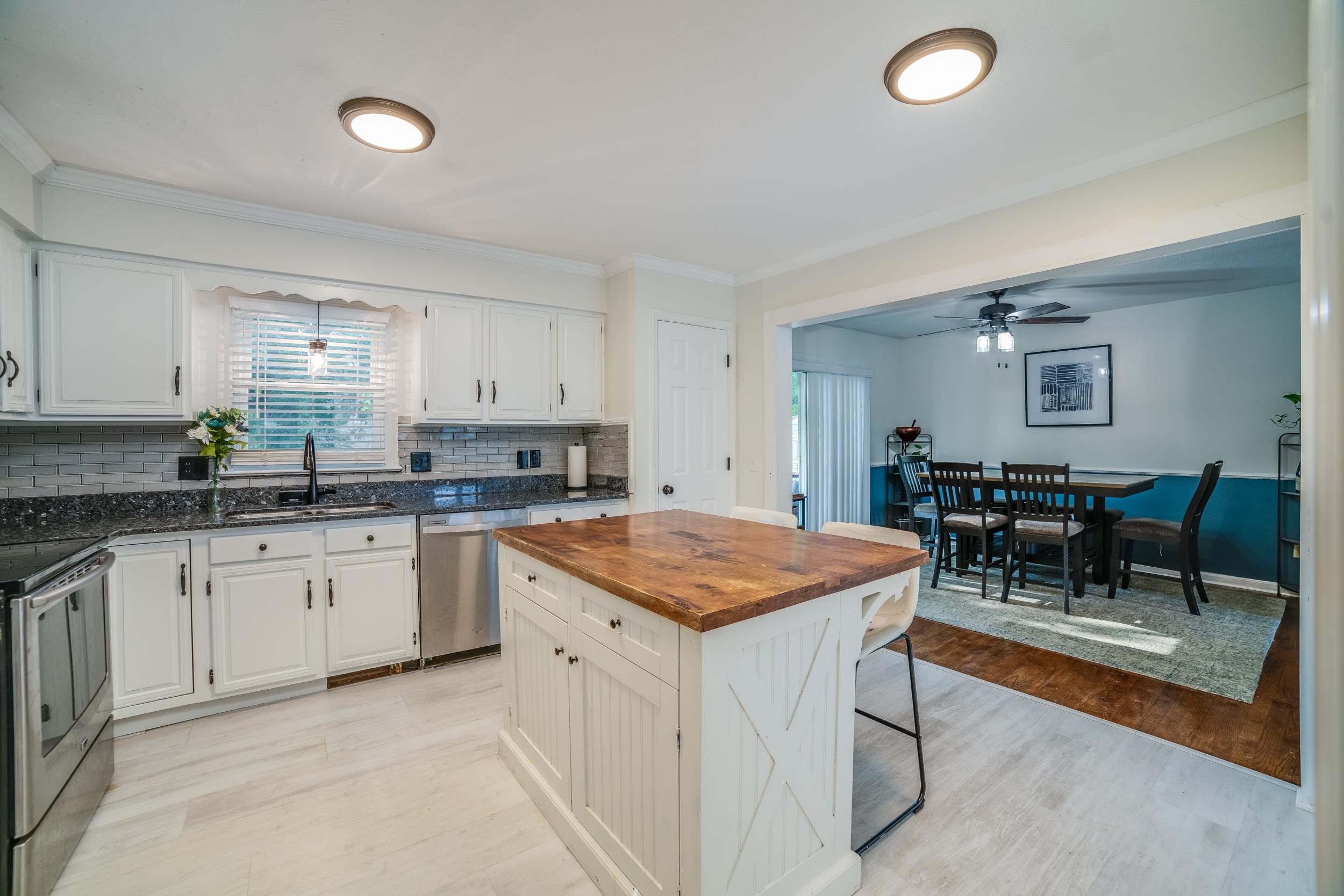 928 BROADVIEW DR, HARRISONBURG, Virginia 22802, 4 Bedrooms Bedrooms, ,3 BathroomsBathrooms,Residential,928 BROADVIEW DR,667773 MLS # 667773