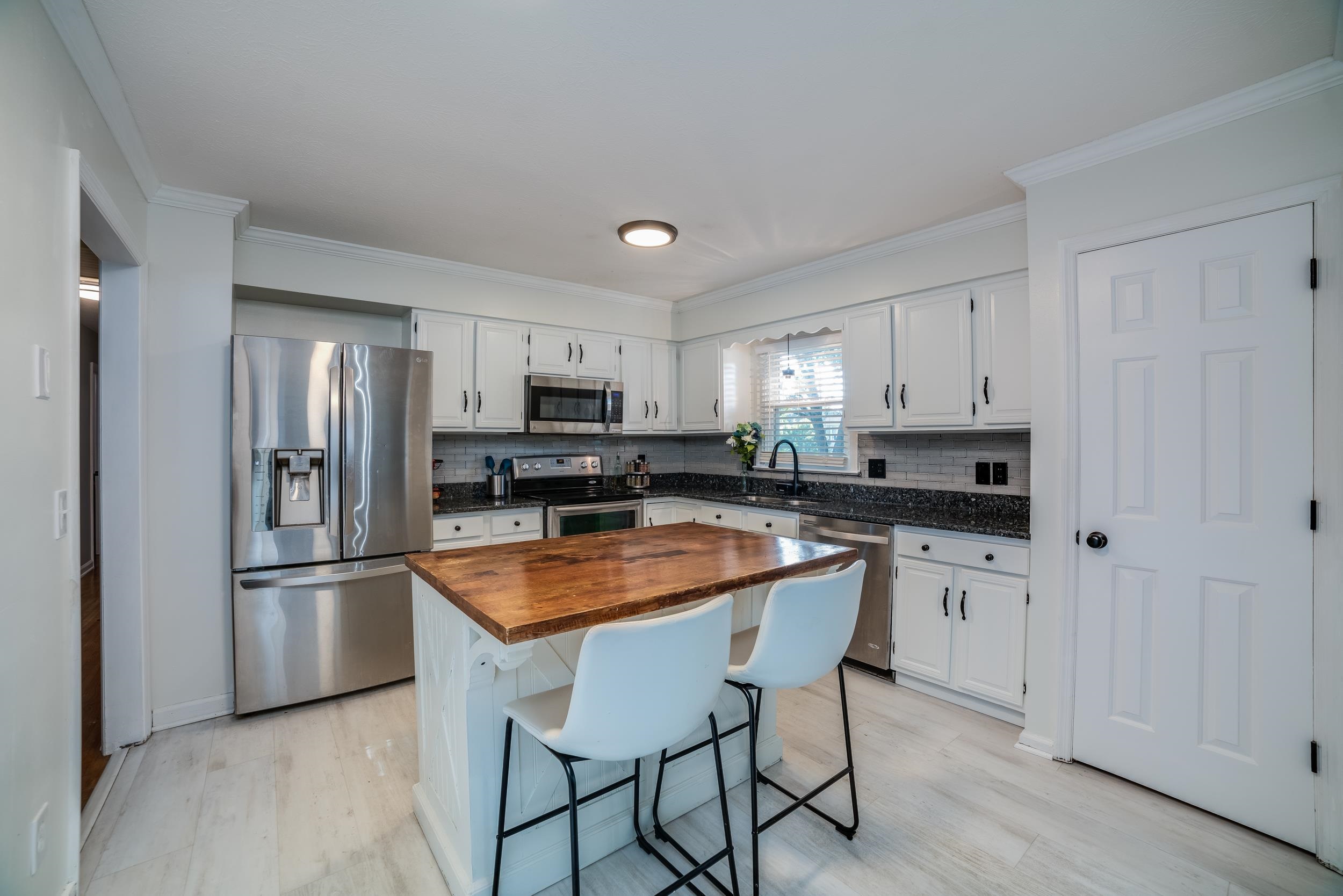 928 BROADVIEW DR, HARRISONBURG, Virginia 22802, 4 Bedrooms Bedrooms, ,3 BathroomsBathrooms,Residential,928 BROADVIEW DR,667773 MLS # 667773