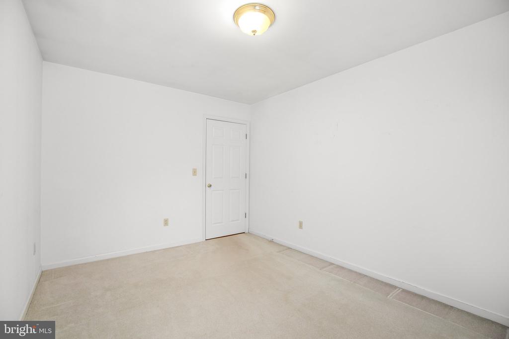121 JEFFERSON AVE, LOCUST GROVE, Virginia 22508, 3 Bedrooms Bedrooms, ,2 BathroomsBathrooms,Residential,121 JEFFERSON AVE,VAOR2009920 MLS # VAOR2009920