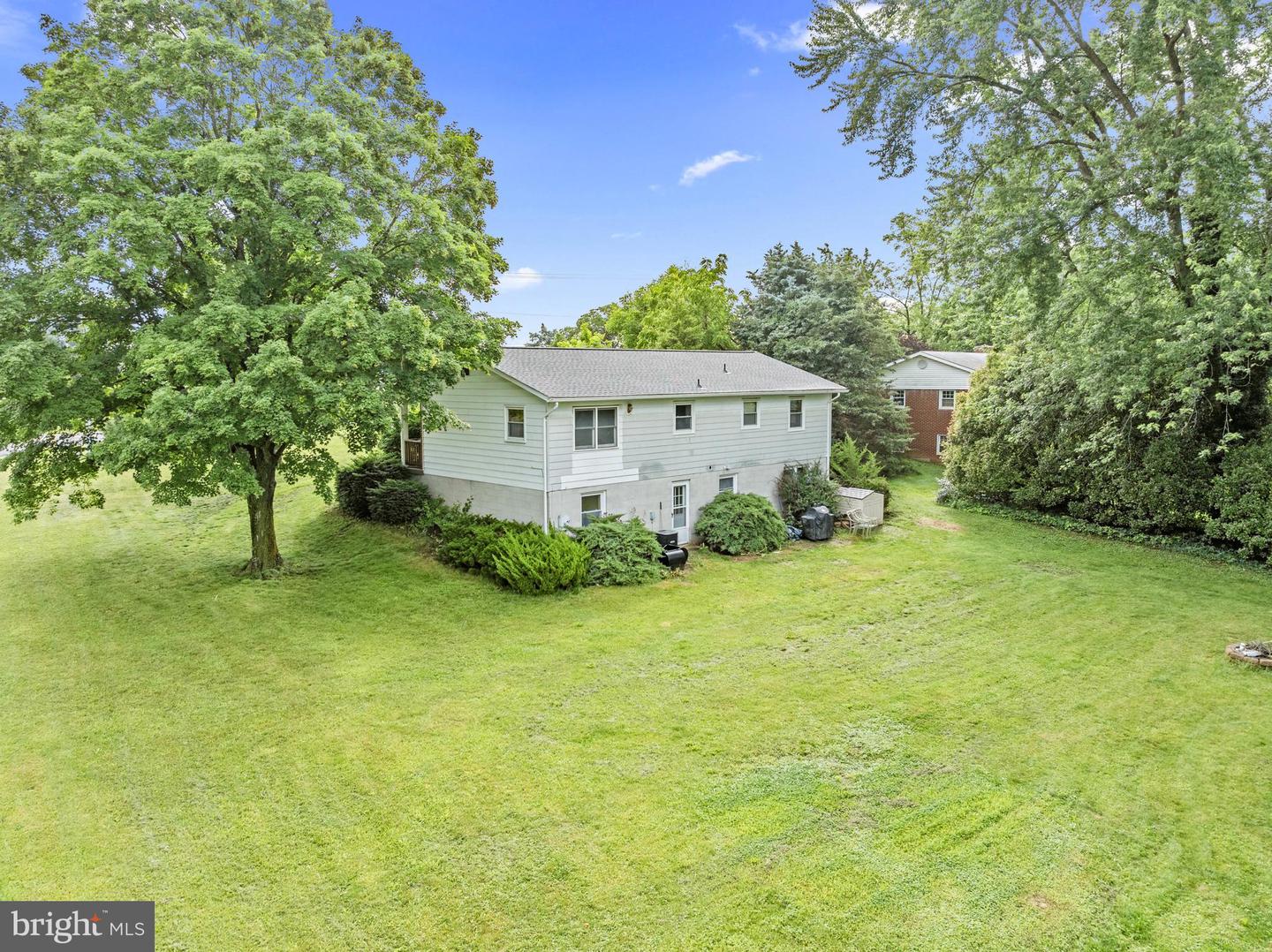 22286 SENEDO RD, EDINBURG, Virginia 22824, 3 Bedrooms Bedrooms, ,2 BathroomsBathrooms,Residential,For sale,22286 SENEDO RD,VASH2011734 MLS # VASH2011734