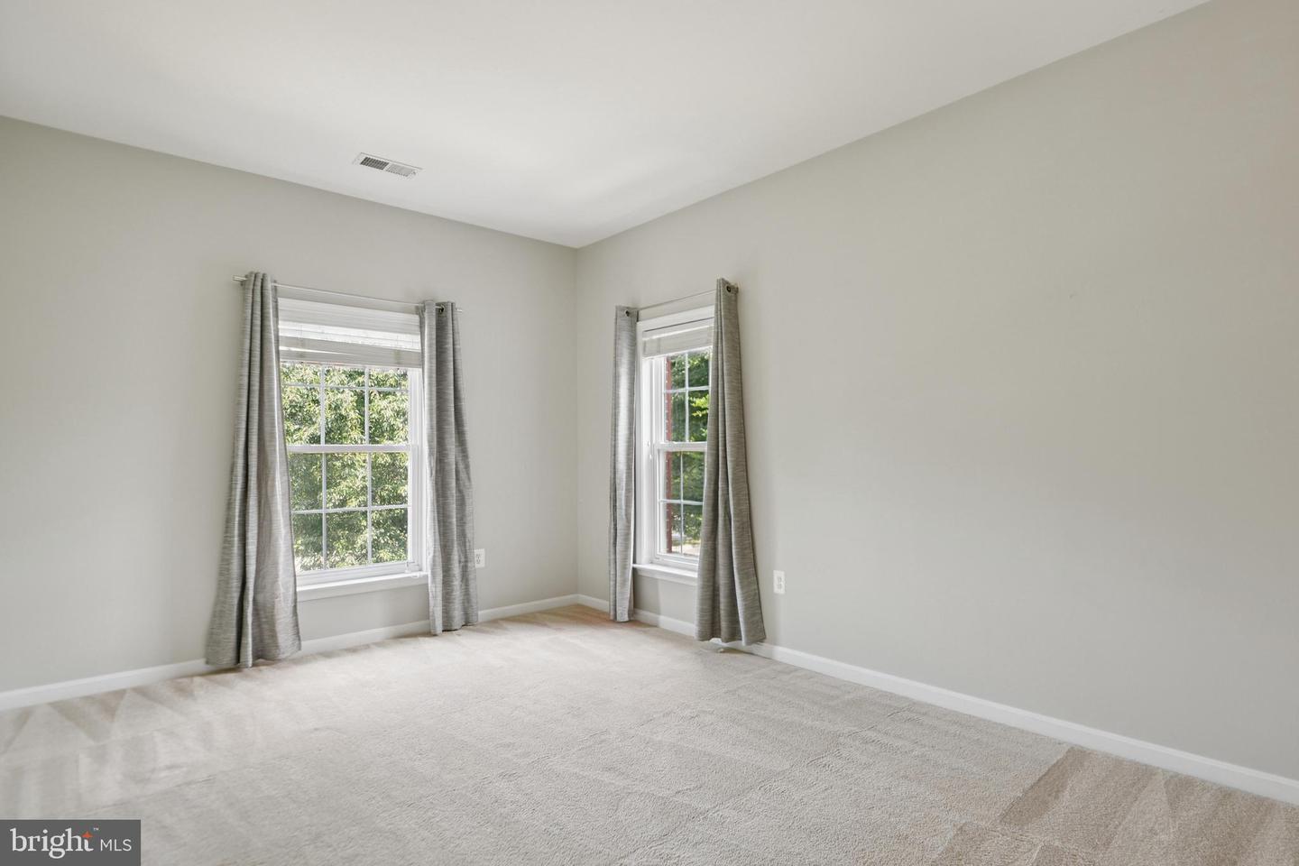 2458 CYPRESS GREEN LN, OAK HILL, Virginia 20171, 5 Bedrooms Bedrooms, ,4 BathroomsBathrooms,Residential,For sale,2458 CYPRESS GREEN LN,VAFX2253230 MLS # VAFX2253230