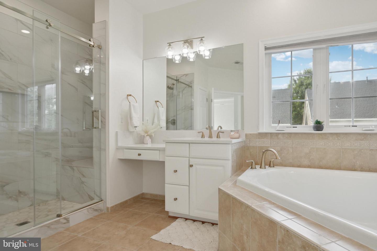 2458 CYPRESS GREEN LN, OAK HILL, Virginia 20171, 5 Bedrooms Bedrooms, ,4 BathroomsBathrooms,Residential,For sale,2458 CYPRESS GREEN LN,VAFX2253230 MLS # VAFX2253230