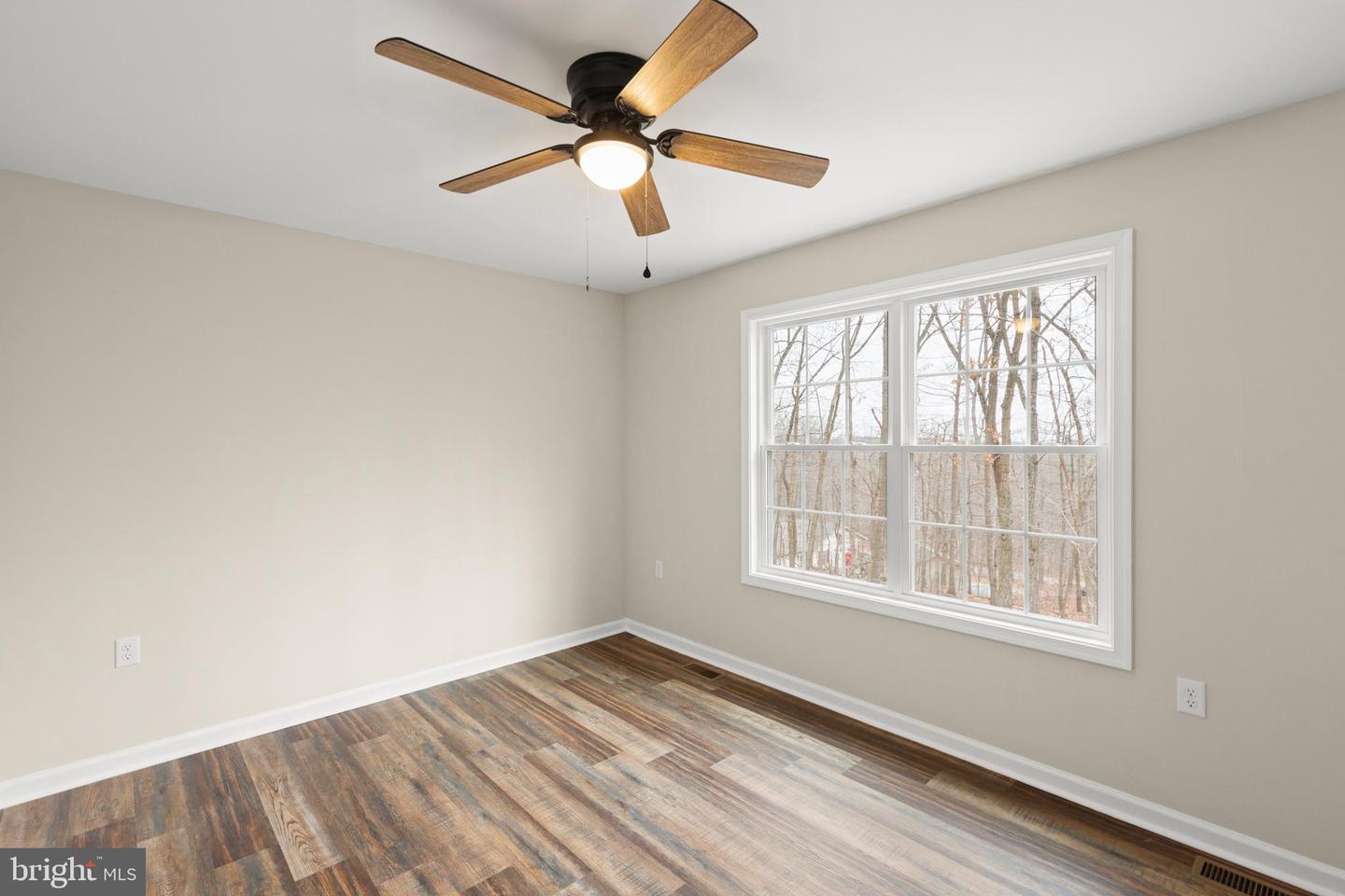 201 WINCHESTER DR, WINCHESTER, Virginia 22602, 3 Bedrooms Bedrooms, ,2 BathroomsBathrooms,Residential,For sale,201 WINCHESTER DR,VAFV2035384 MLS # VAFV2035384