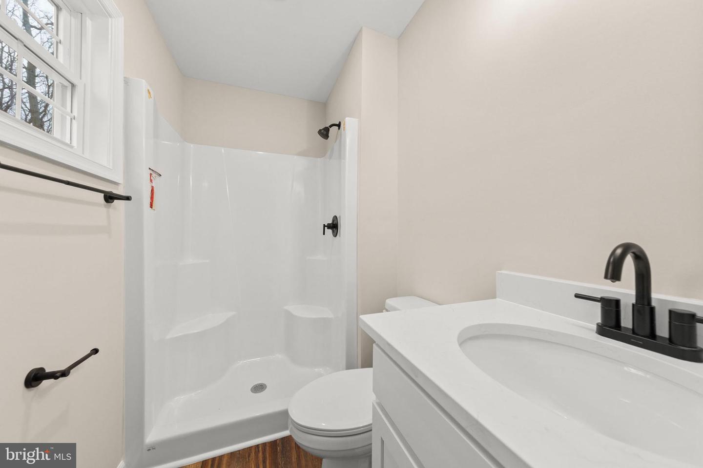 201 WINCHESTER DR, WINCHESTER, Virginia 22602, 3 Bedrooms Bedrooms, ,2 BathroomsBathrooms,Residential,For sale,201 WINCHESTER DR,VAFV2035384 MLS # VAFV2035384
