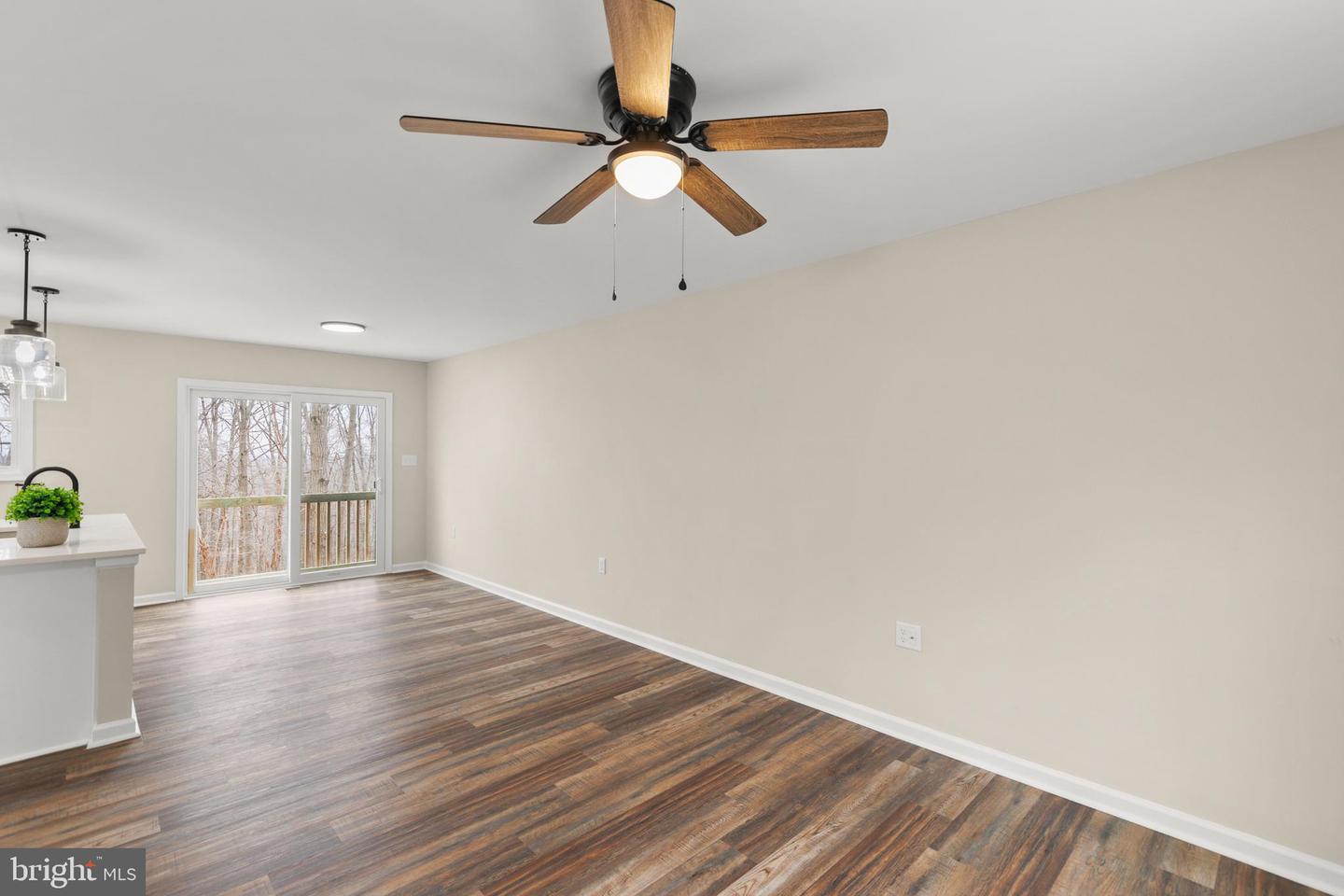 201 WINCHESTER DR, WINCHESTER, Virginia 22602, 3 Bedrooms Bedrooms, ,2 BathroomsBathrooms,Residential,For sale,201 WINCHESTER DR,VAFV2035384 MLS # VAFV2035384