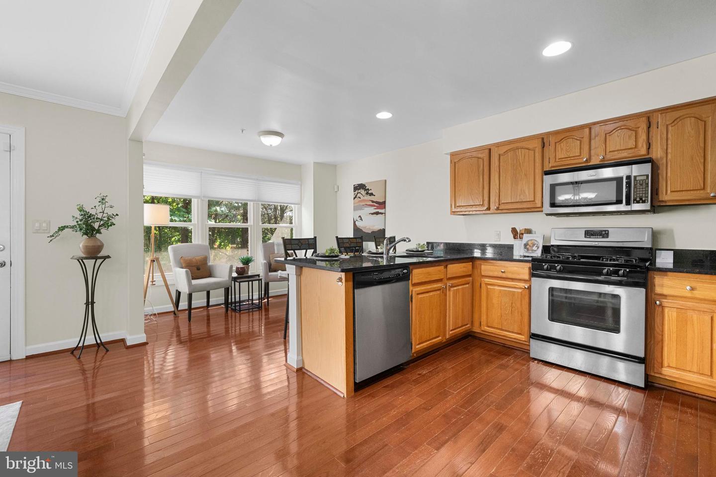 6220 SQUIRES HILL DR, FALLS CHURCH, Virginia 22044, 3 Bedrooms Bedrooms, ,2 BathroomsBathrooms,Residential,For sale,6220 SQUIRES HILL DR,VAFX2258572 MLS # VAFX2258572