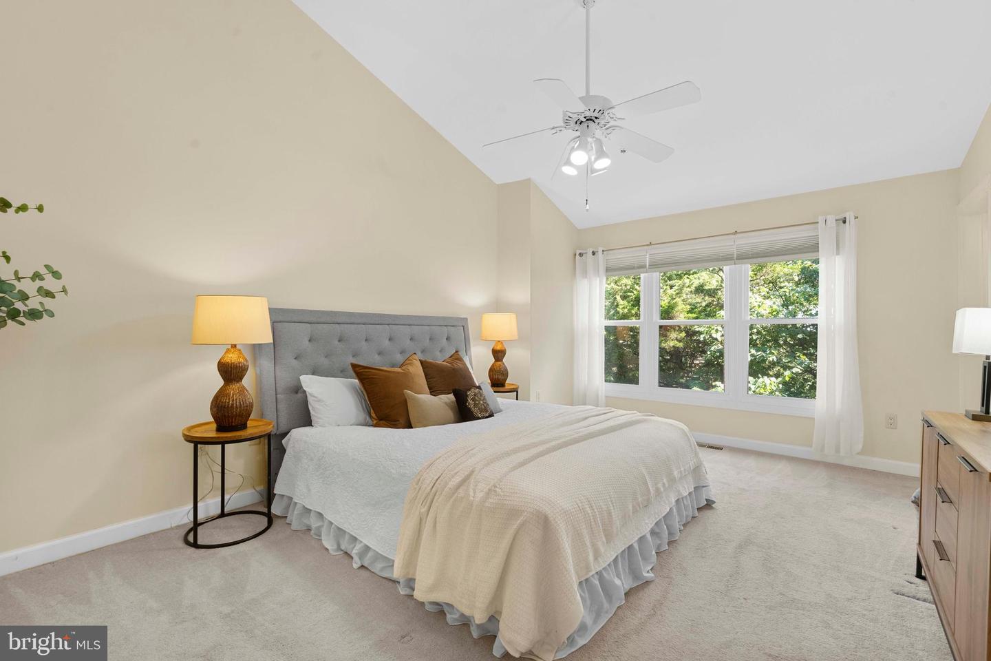 6220 SQUIRES HILL DR, FALLS CHURCH, Virginia 22044, 3 Bedrooms Bedrooms, ,2 BathroomsBathrooms,Residential,For sale,6220 SQUIRES HILL DR,VAFX2258572 MLS # VAFX2258572