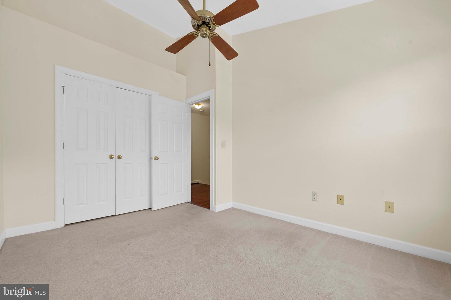 6220 SQUIRES HILL DR, FALLS CHURCH, Virginia 22044, 3 Bedrooms Bedrooms, ,2 BathroomsBathrooms,Residential,For sale,6220 SQUIRES HILL DR,VAFX2258572 MLS # VAFX2258572