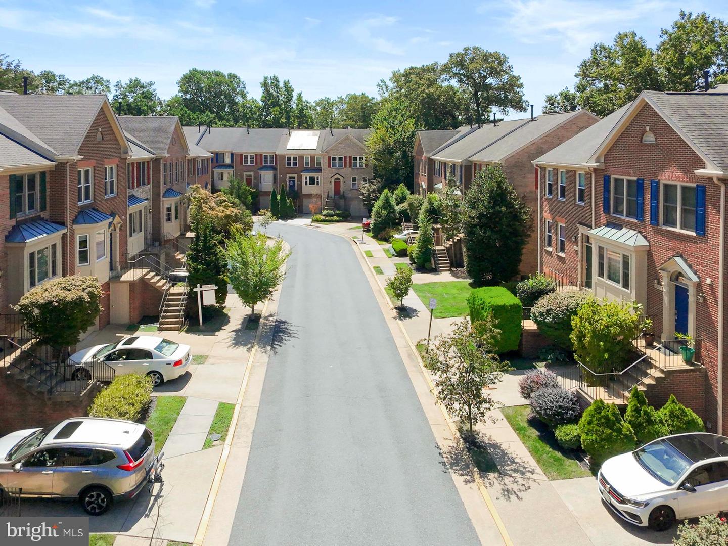 6220 SQUIRES HILL DR, FALLS CHURCH, Virginia 22044, 3 Bedrooms Bedrooms, ,2 BathroomsBathrooms,Residential,For sale,6220 SQUIRES HILL DR,VAFX2258572 MLS # VAFX2258572