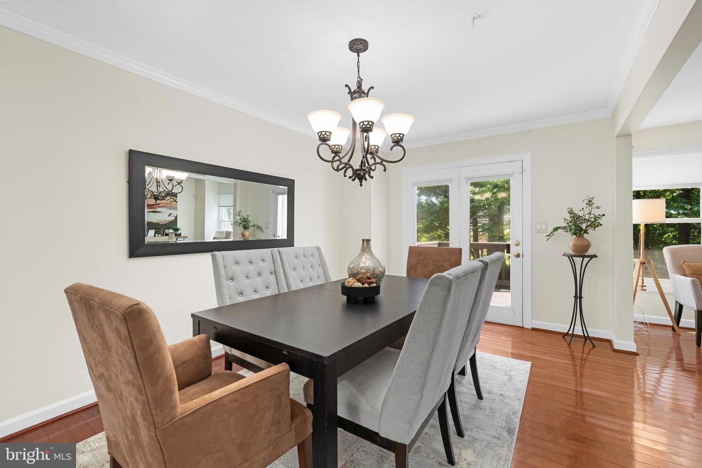 6220 SQUIRES HILL DR, FALLS CHURCH, Virginia 22044, 3 Bedrooms Bedrooms, ,2 BathroomsBathrooms,Residential,For sale,6220 SQUIRES HILL DR,VAFX2258572 MLS # VAFX2258572