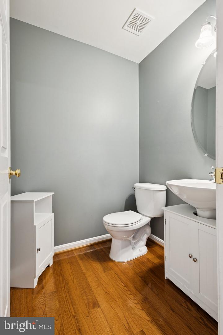 154 ALPINE DR SE, LEESBURG, Virginia 20175, 5 Bedrooms Bedrooms, ,3 BathroomsBathrooms,Residential,For sale,154 ALPINE DR SE,VALO2103696 MLS # VALO2103696