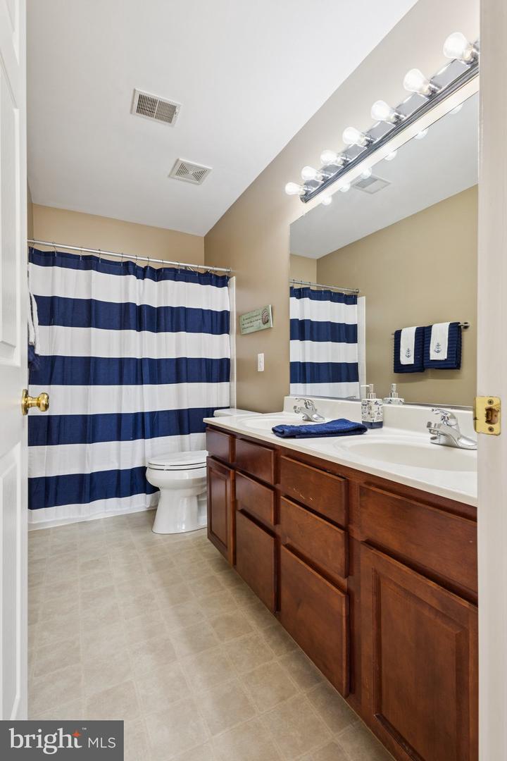 154 ALPINE DR SE, LEESBURG, Virginia 20175, 5 Bedrooms Bedrooms, ,3 BathroomsBathrooms,Residential,For sale,154 ALPINE DR SE,VALO2103696 MLS # VALO2103696