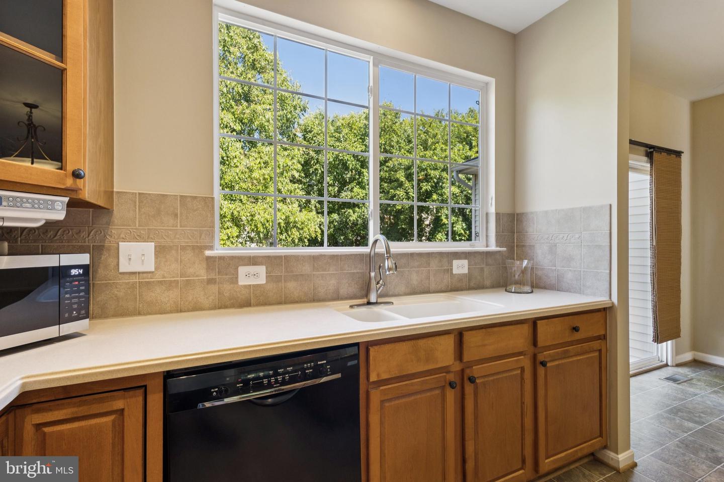 154 ALPINE DR SE, LEESBURG, Virginia 20175, 5 Bedrooms Bedrooms, ,3 BathroomsBathrooms,Residential,For sale,154 ALPINE DR SE,VALO2103696 MLS # VALO2103696