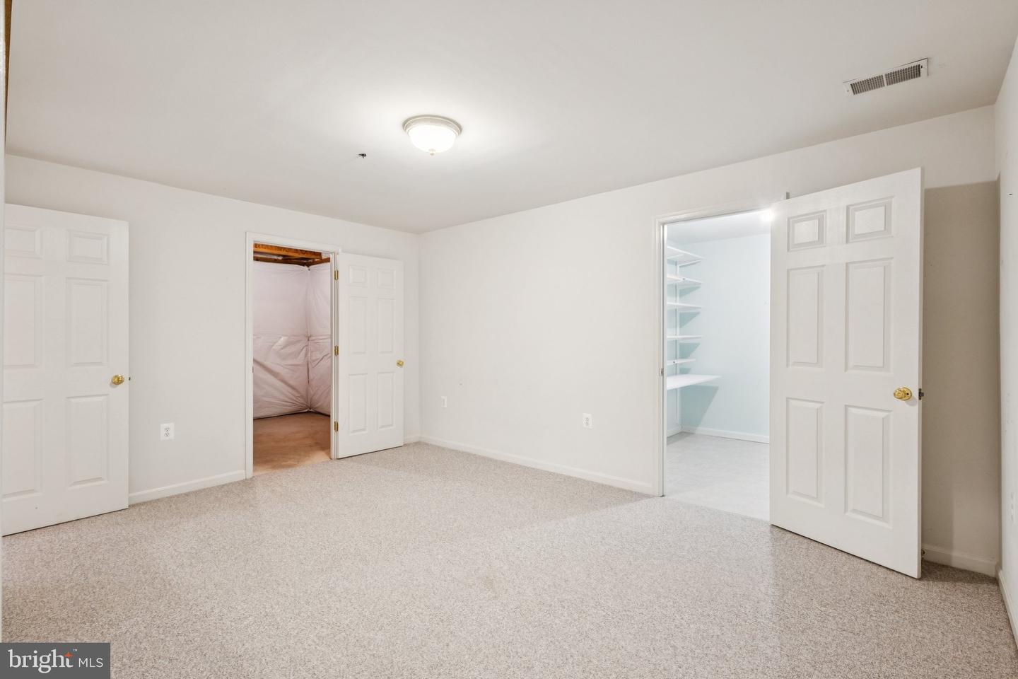 154 ALPINE DR SE, LEESBURG, Virginia 20175, 5 Bedrooms Bedrooms, ,3 BathroomsBathrooms,Residential,For sale,154 ALPINE DR SE,VALO2103696 MLS # VALO2103696