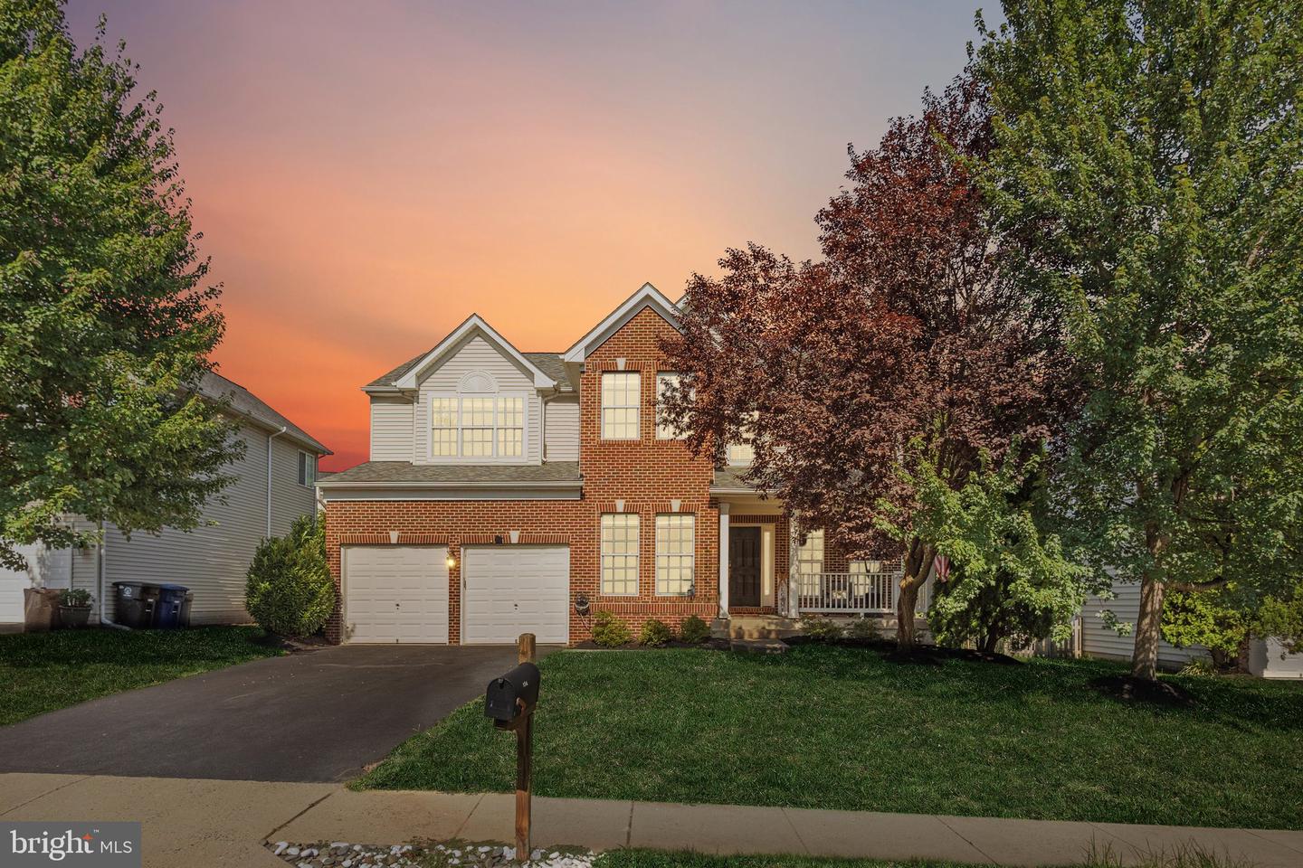 154 ALPINE DR SE, LEESBURG, Virginia 20175, 5 Bedrooms Bedrooms, ,3 BathroomsBathrooms,Residential,For sale,154 ALPINE DR SE,VALO2103696 MLS # VALO2103696