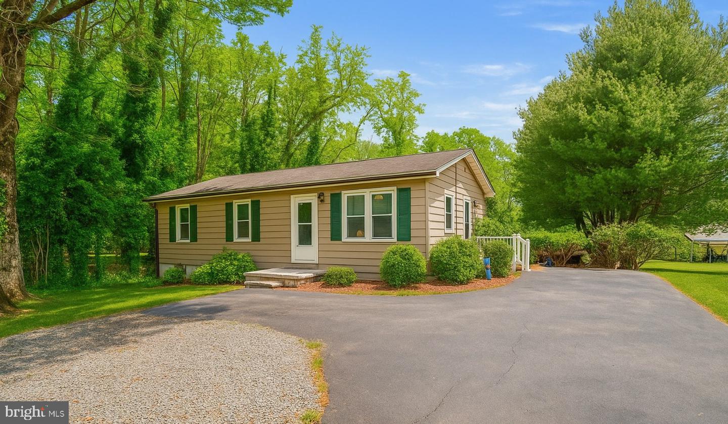 13042 OLD GORDONSVILLE RD, ORANGE, Virginia 22960, 3 Bedrooms Bedrooms, 5 Rooms Rooms,1 BathroomBathrooms,Residential,For sale,13042 OLD GORDONSVILLE RD,VAOR2010450 MLS # VAOR2010450