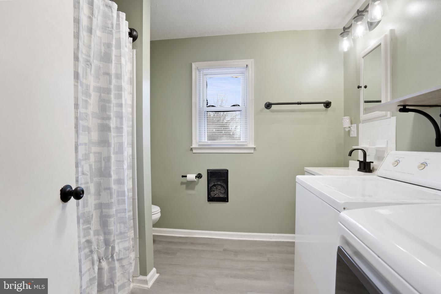 13042 OLD GORDONSVILLE RD, ORANGE, Virginia 22960, 3 Bedrooms Bedrooms, 5 Rooms Rooms,1 BathroomBathrooms,Residential,For sale,13042 OLD GORDONSVILLE RD,VAOR2010450 MLS # VAOR2010450