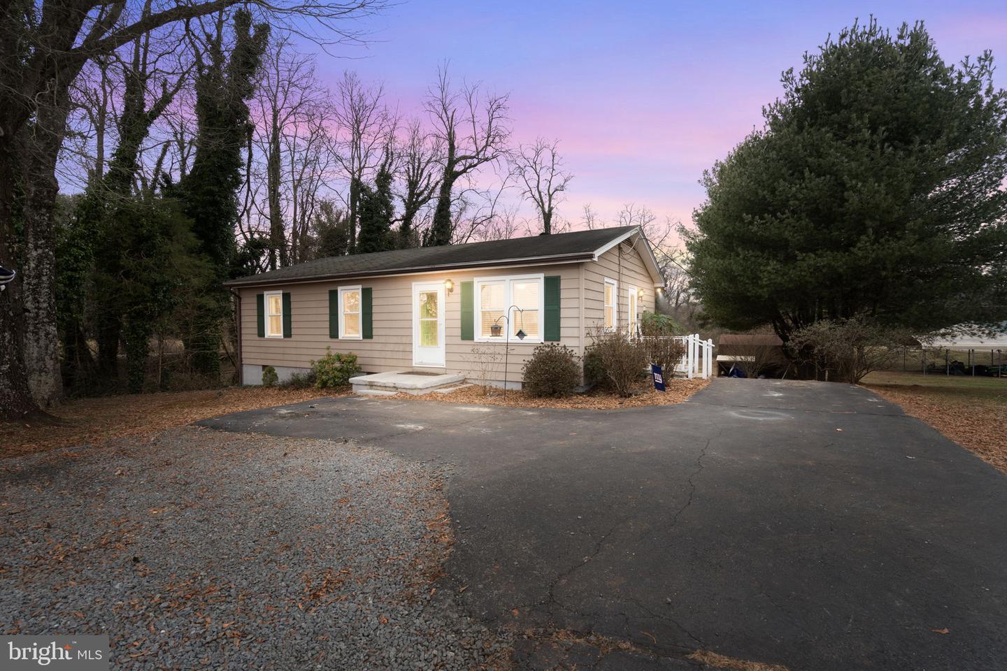 13042 OLD GORDONSVILLE RD, ORANGE, Virginia 22960, 3 Bedrooms Bedrooms, 5 Rooms Rooms,1 BathroomBathrooms,Residential,For sale,13042 OLD GORDONSVILLE RD,VAOR2010450 MLS # VAOR2010450