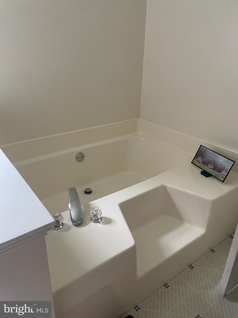 4285 GLORY RD, BEALETON, Virginia 22712, 4 Bedrooms Bedrooms, ,3 BathroomsBathrooms,Residential,For sale,4285 GLORY RD,VAFQ2017900 MLS # VAFQ2017900 4285 GLORY RD, BEALETON, Virginia 22712, 4 Bedrooms Bedrooms, ,3 BathroomsBathrooms,Residential,For sale,4285 GLORY RD,VAFQ2017900 MLS # VAFQ2017900