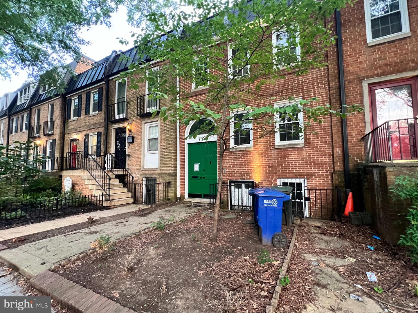 624 G ST SW, WASHINGTON, District Of Columbia 20024, 4 Bedrooms Bedrooms, ,3 BathroomsBathrooms,Residential,For sale,624 G ST SW,DCDC2214936 MLS # DCDC2214936