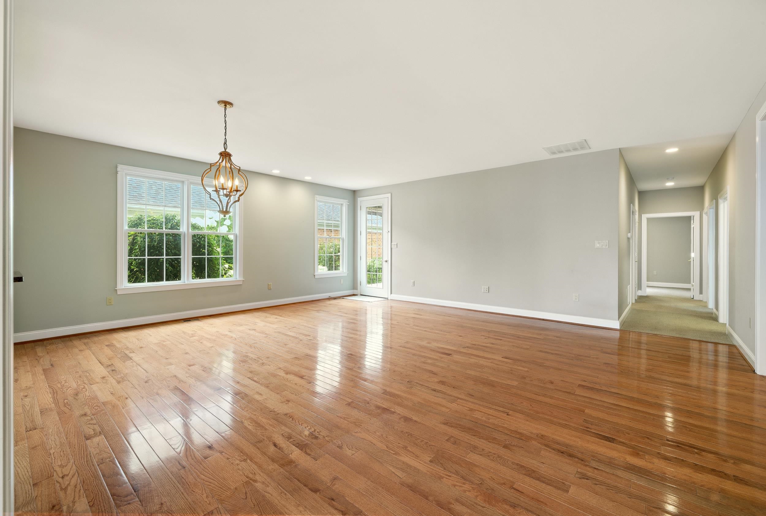 617 REDBUD LN, WOODSTOCK, Virginia 22664, 3 Bedrooms Bedrooms, ,2 BathroomsBathrooms,Residential,617 REDBUD LN,662861 MLS # 662861