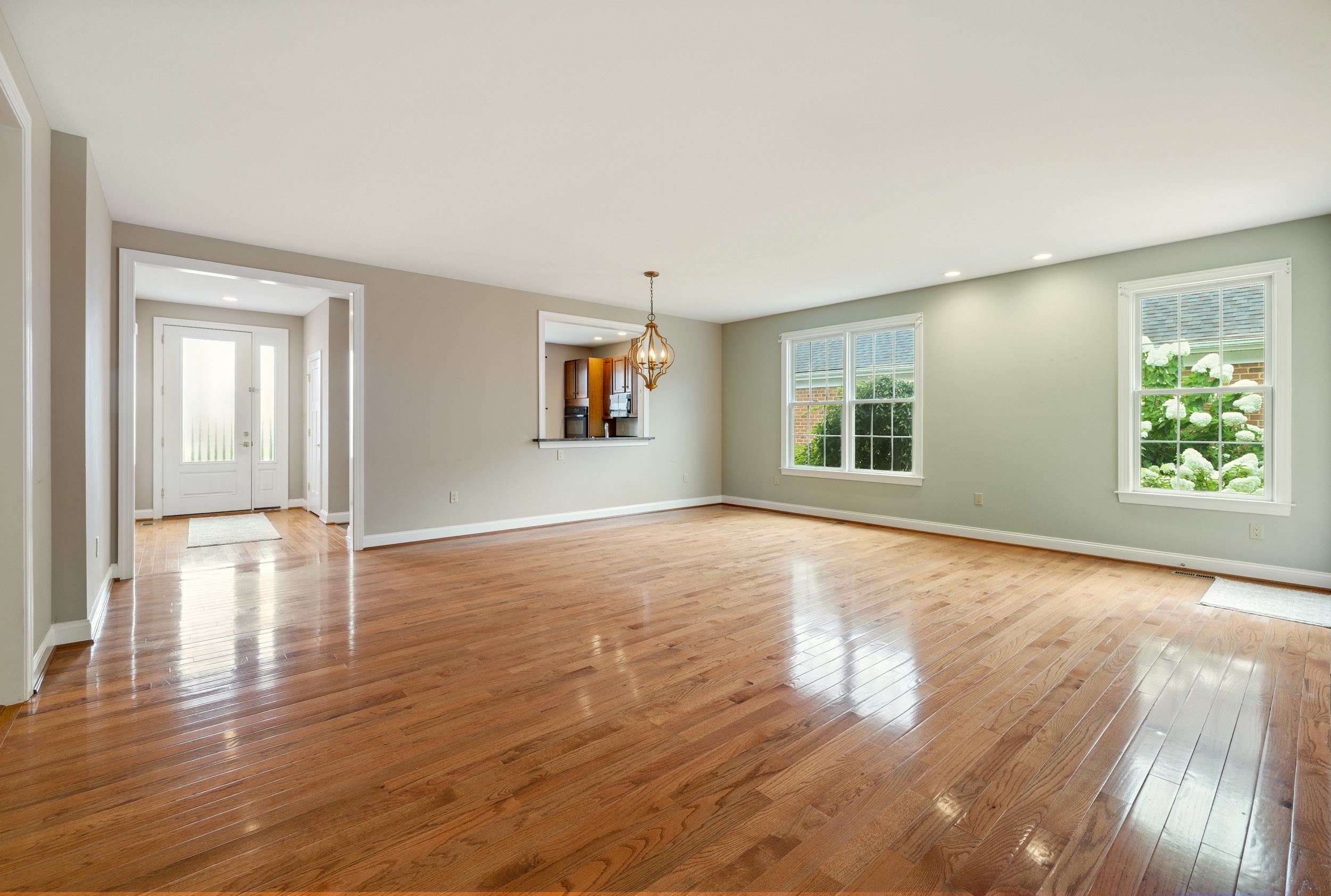 617 REDBUD LN, WOODSTOCK, Virginia 22664, 3 Bedrooms Bedrooms, ,2 BathroomsBathrooms,Residential,617 REDBUD LN,662861 MLS # 662861