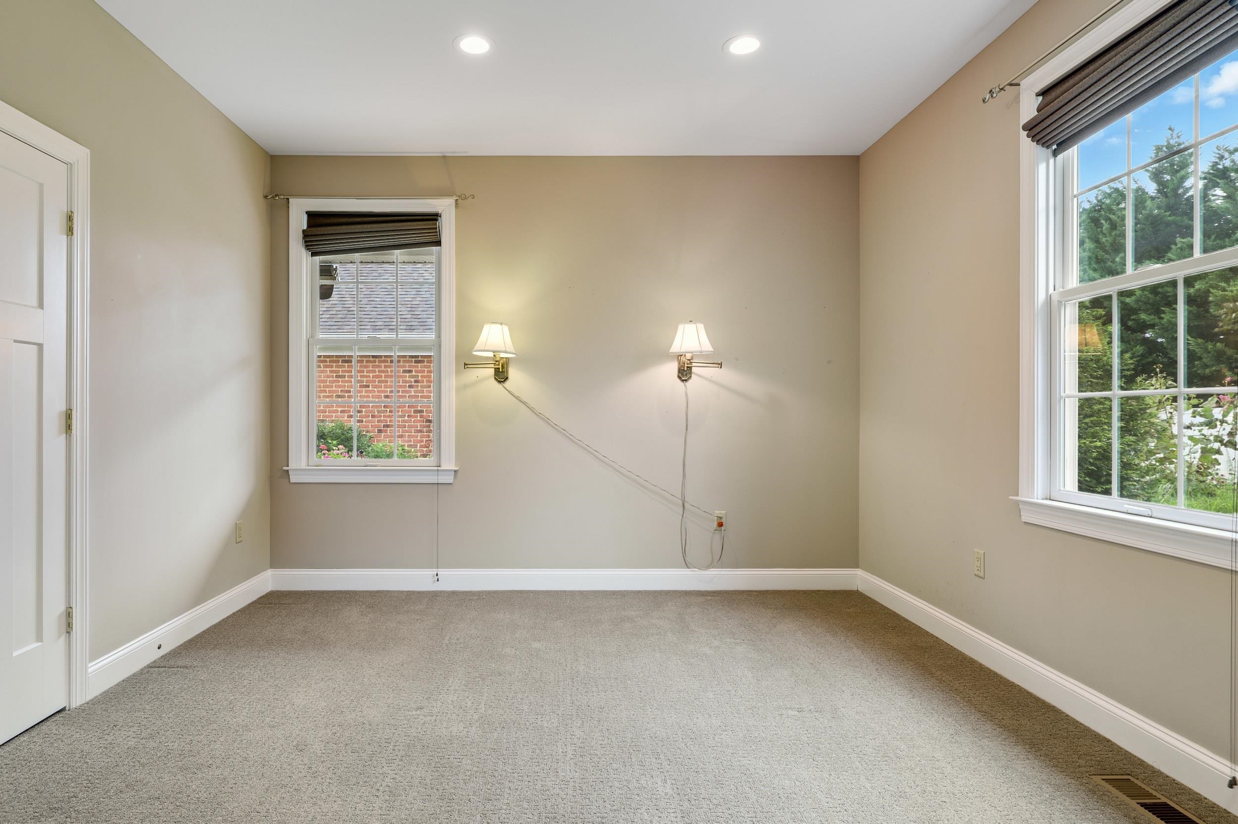 617 REDBUD LN, WOODSTOCK, Virginia 22664, 3 Bedrooms Bedrooms, ,2 BathroomsBathrooms,Residential,617 REDBUD LN,662861 MLS # 662861