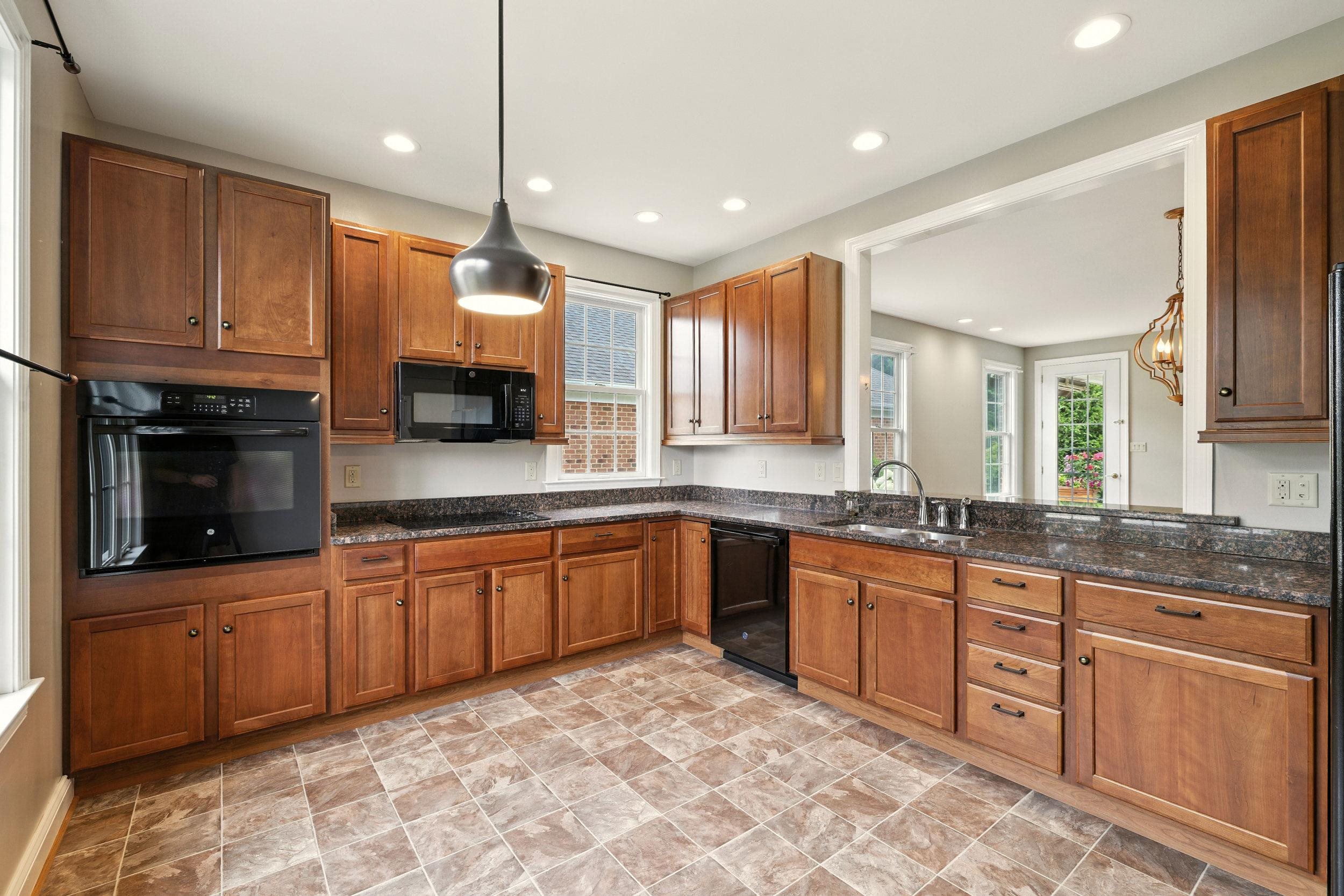 617 REDBUD LN, WOODSTOCK, Virginia 22664, 3 Bedrooms Bedrooms, ,2 BathroomsBathrooms,Residential,617 REDBUD LN,662861 MLS # 662861