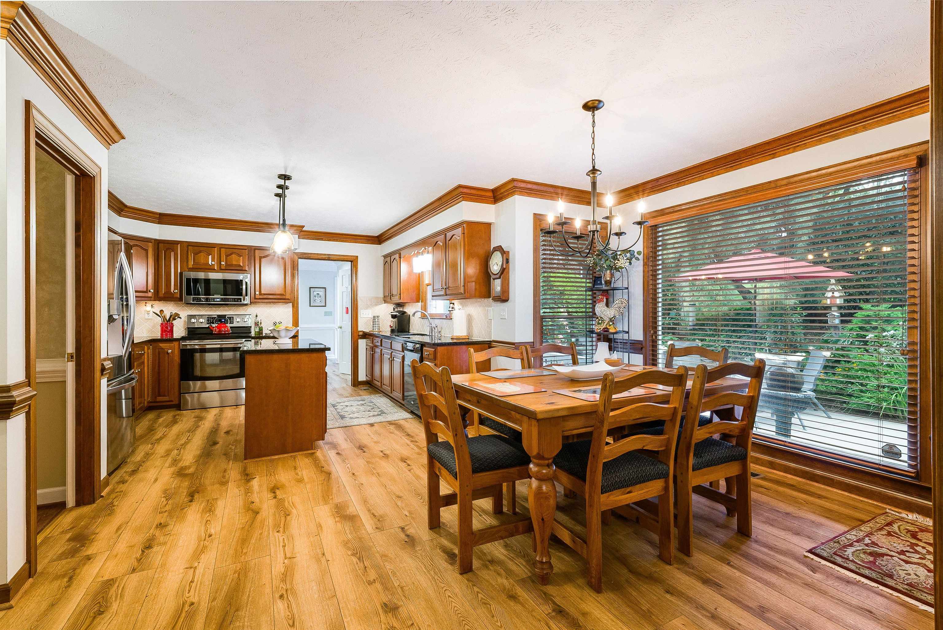 263 DIVOT DR, HARRISONBURG, Virginia 22802, 5 Bedrooms Bedrooms, ,2 BathroomsBathrooms,Residential,263 DIVOT DR,667778 MLS # 667778