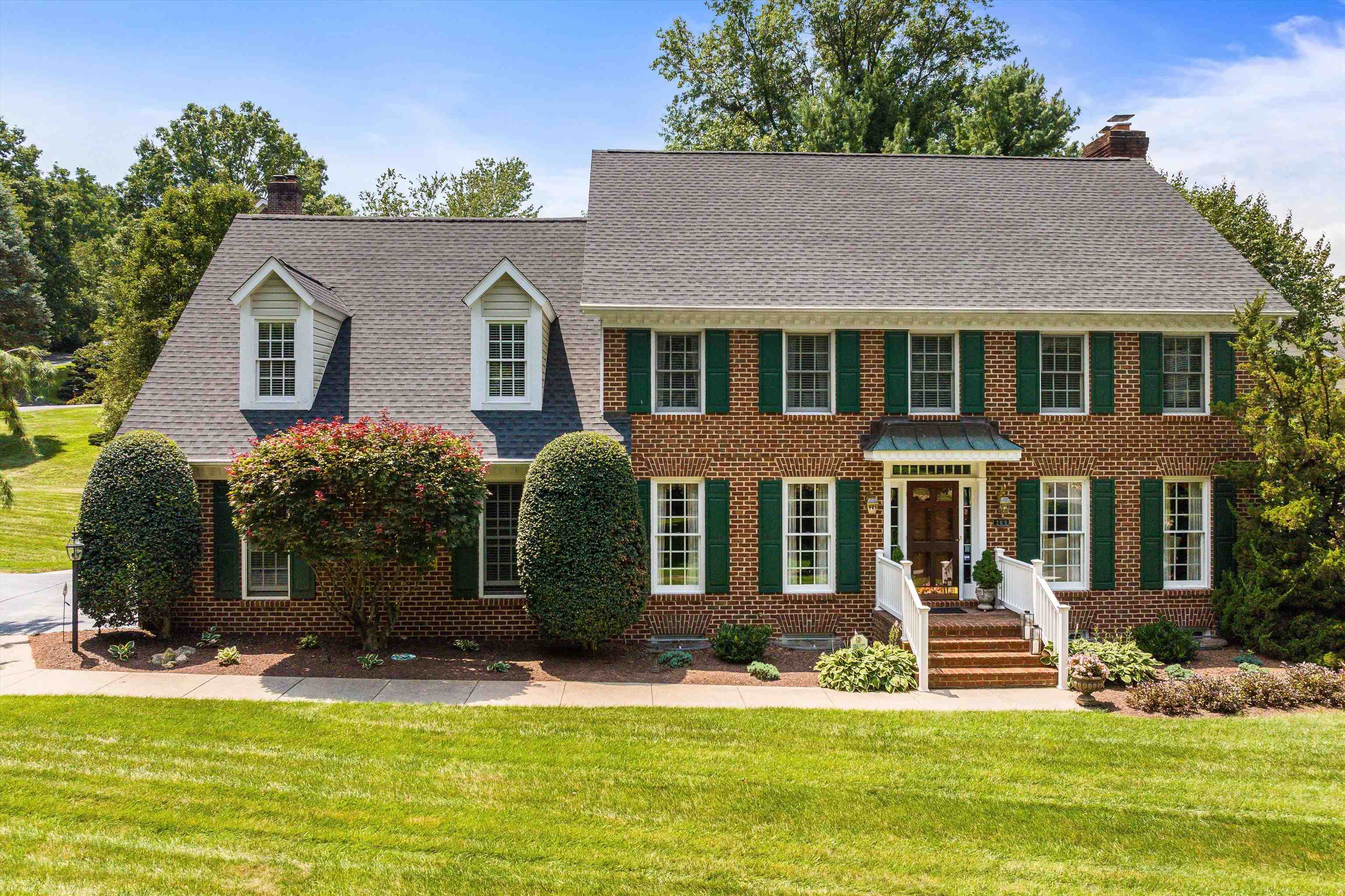 263 DIVOT DR, HARRISONBURG, Virginia 22802, 5 Bedrooms Bedrooms, ,2 BathroomsBathrooms,Residential,263 DIVOT DR,667778 MLS # 667778
