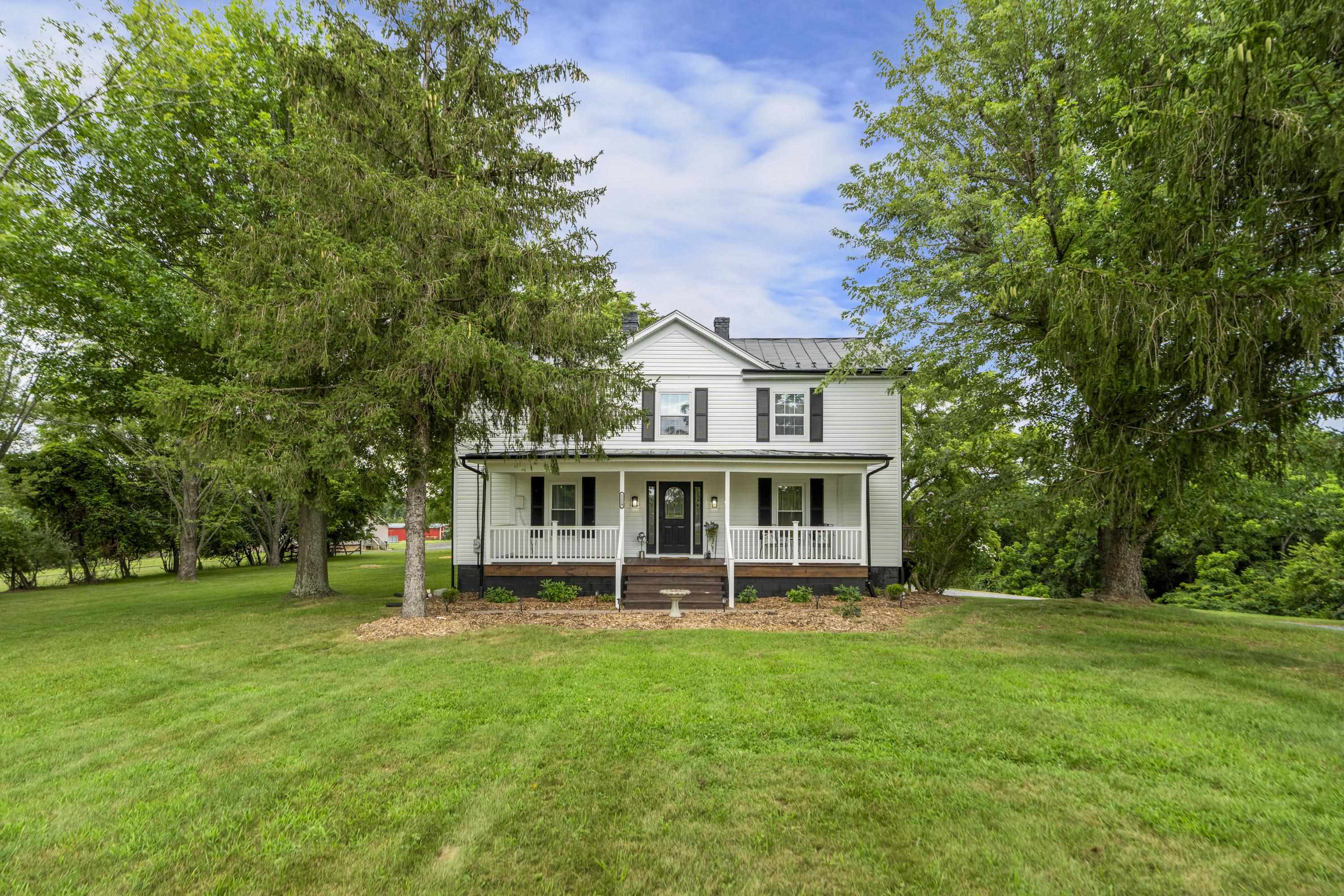 1159 NEW HOPE RD, STAUNTON, Virginia 24401, 5 Bedrooms Bedrooms, ,3 BathroomsBathrooms,Residential,1159 NEW HOPE RD,667779 MLS # 667779