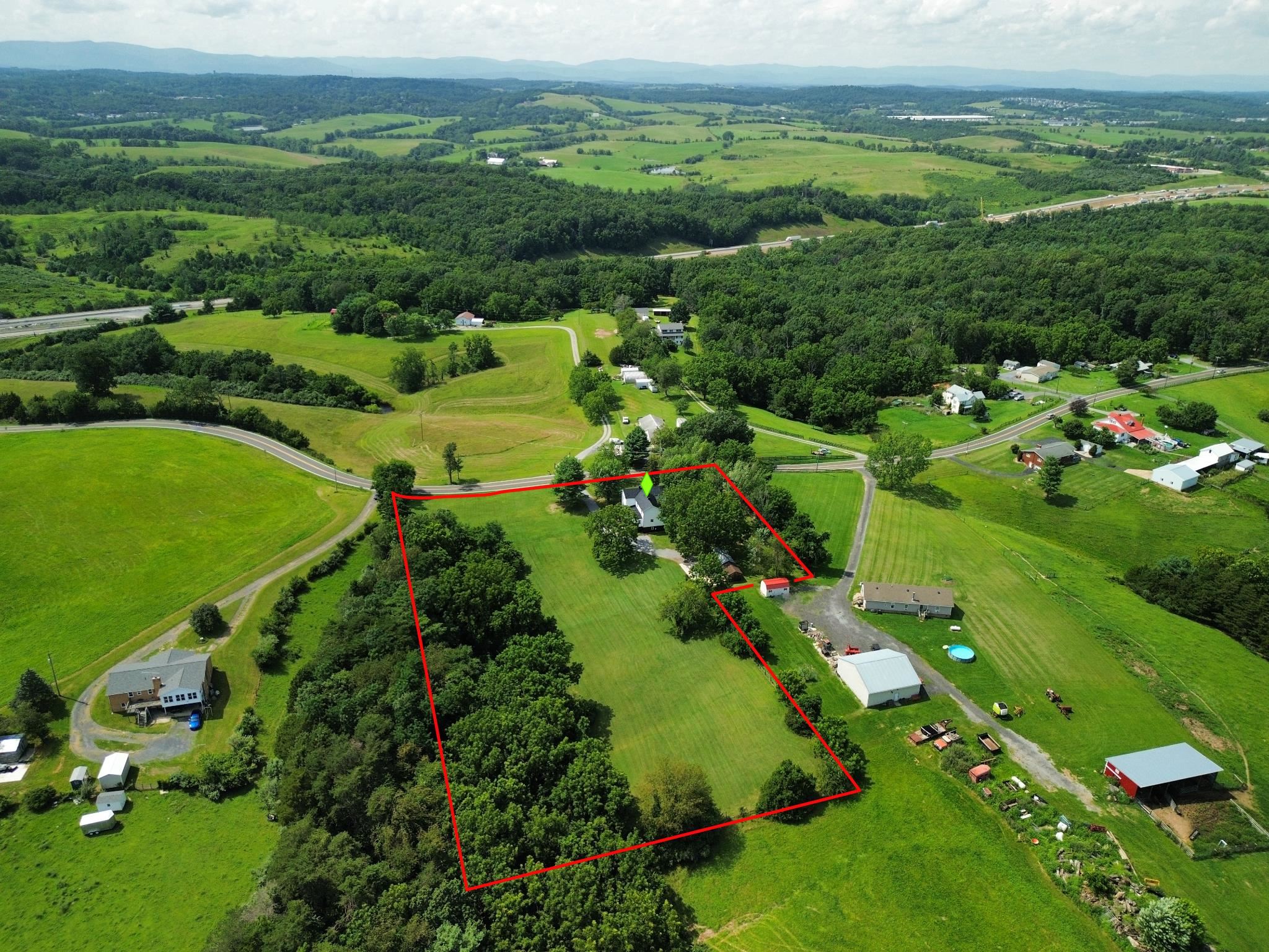 1159 NEW HOPE RD, STAUNTON, Virginia 24401, 5 Bedrooms Bedrooms, ,3 BathroomsBathrooms,Residential,1159 NEW HOPE RD,667779 MLS # 667779