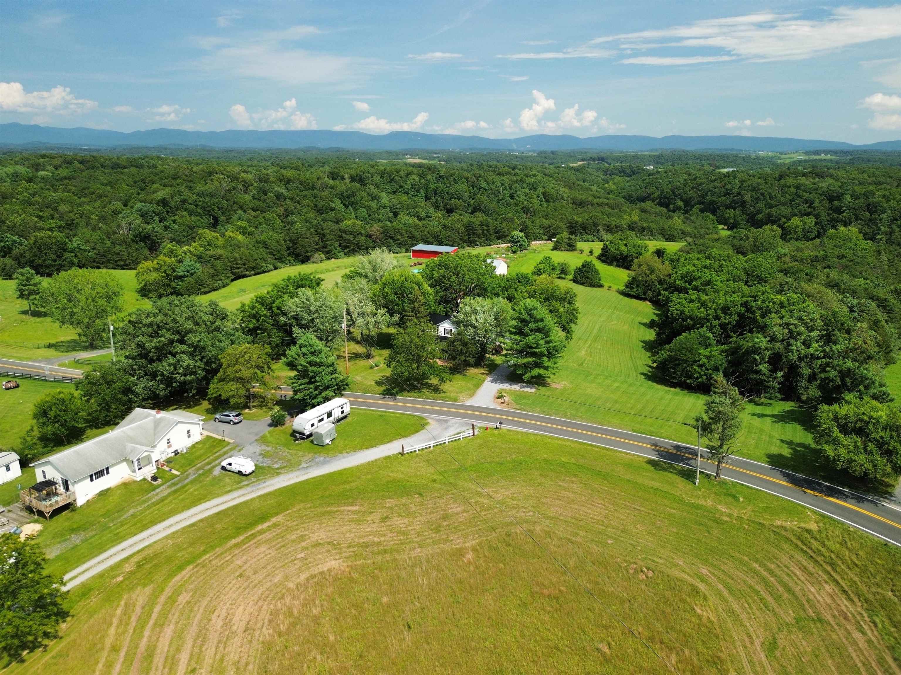 1159 NEW HOPE RD, STAUNTON, Virginia 24401, 5 Bedrooms Bedrooms, ,3 BathroomsBathrooms,Residential,1159 NEW HOPE RD,667779 MLS # 667779