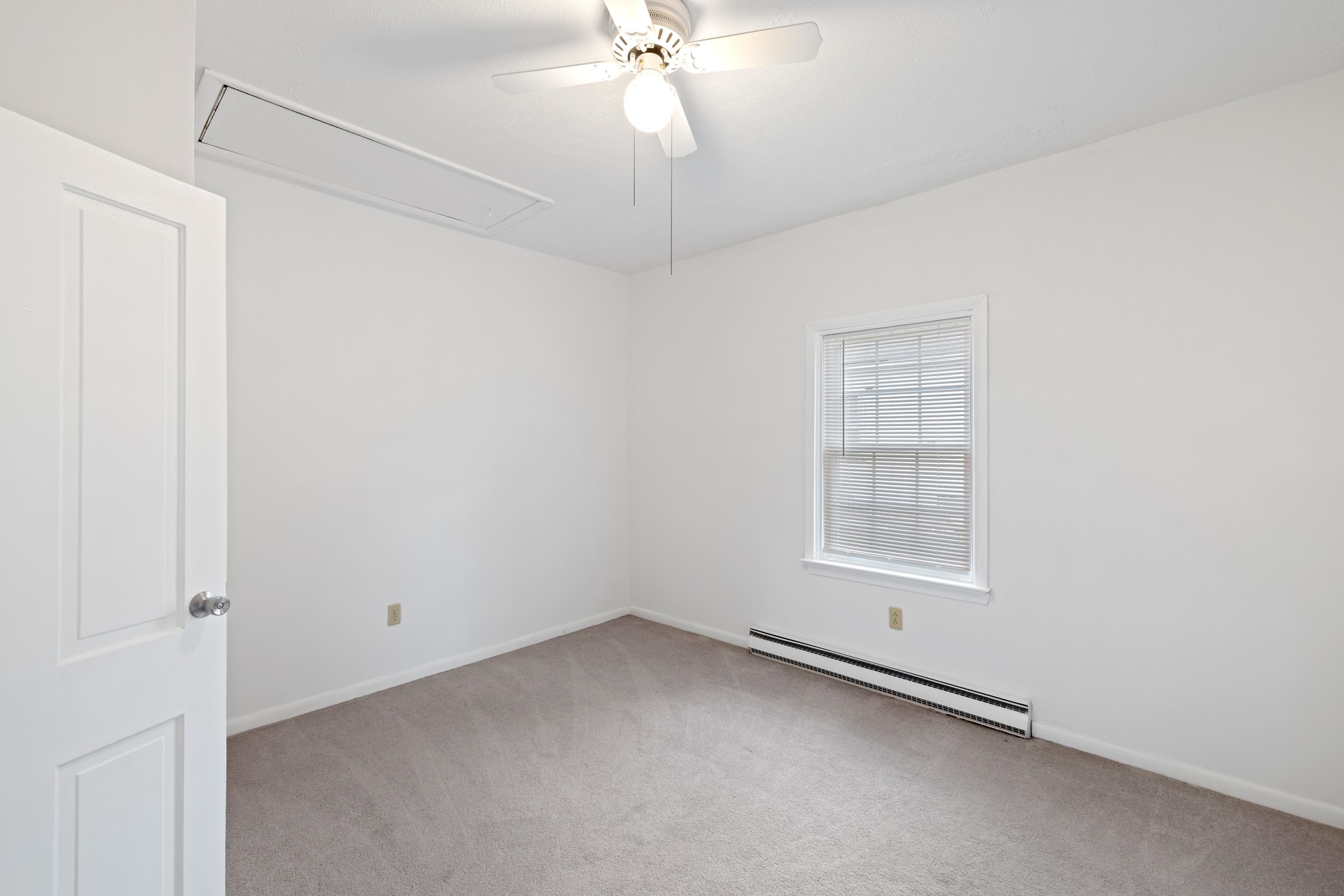 112 CONCORD PL, WAYNESBORO, Virginia 22980, 2 Bedrooms Bedrooms, ,1 BathroomBathrooms,Residential,112 CONCORD PL,667780 MLS # 667780