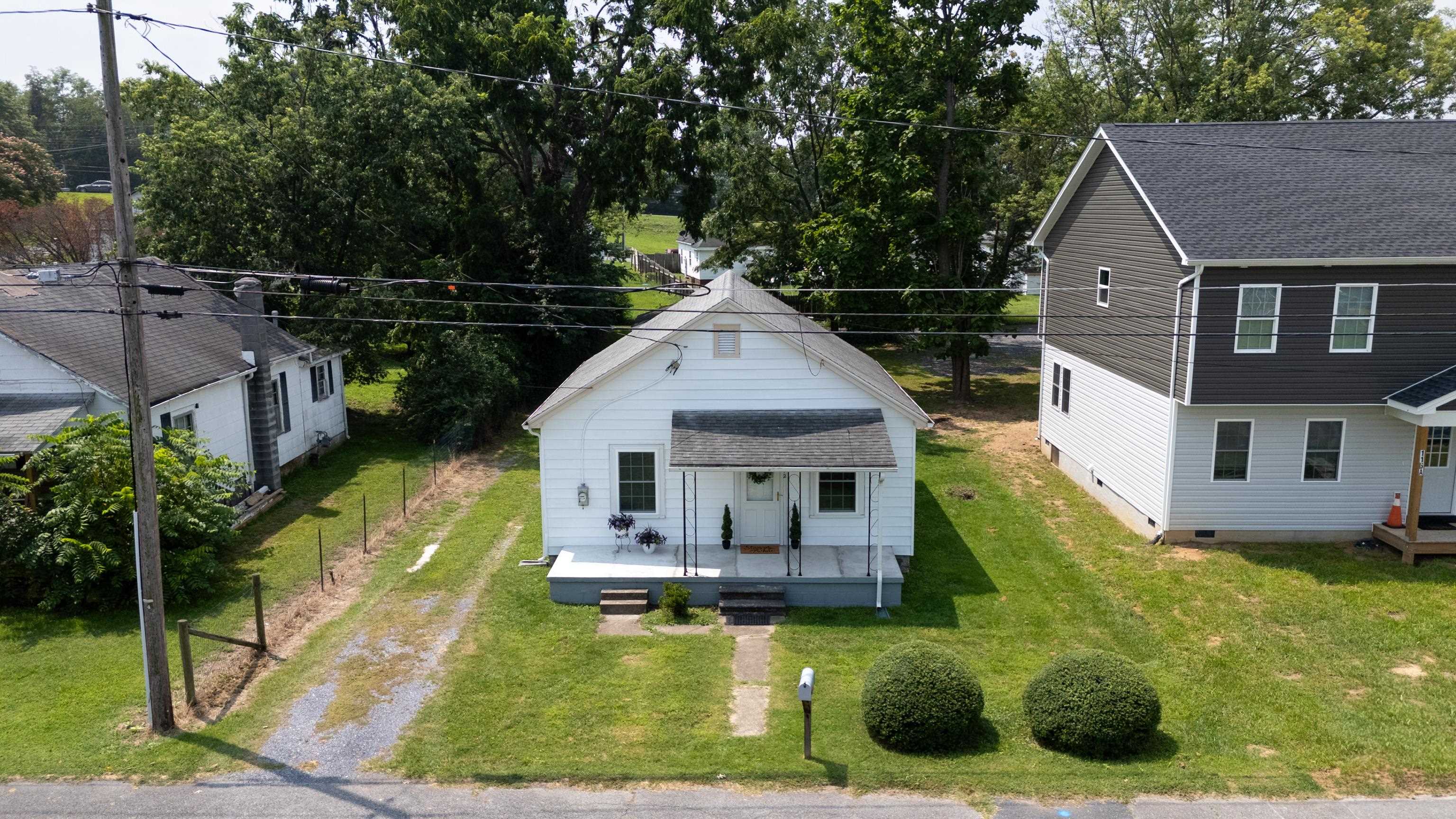 112 CONCORD PL, WAYNESBORO, Virginia 22980, 2 Bedrooms Bedrooms, ,1 BathroomBathrooms,Residential,112 CONCORD PL,667780 MLS # 667780