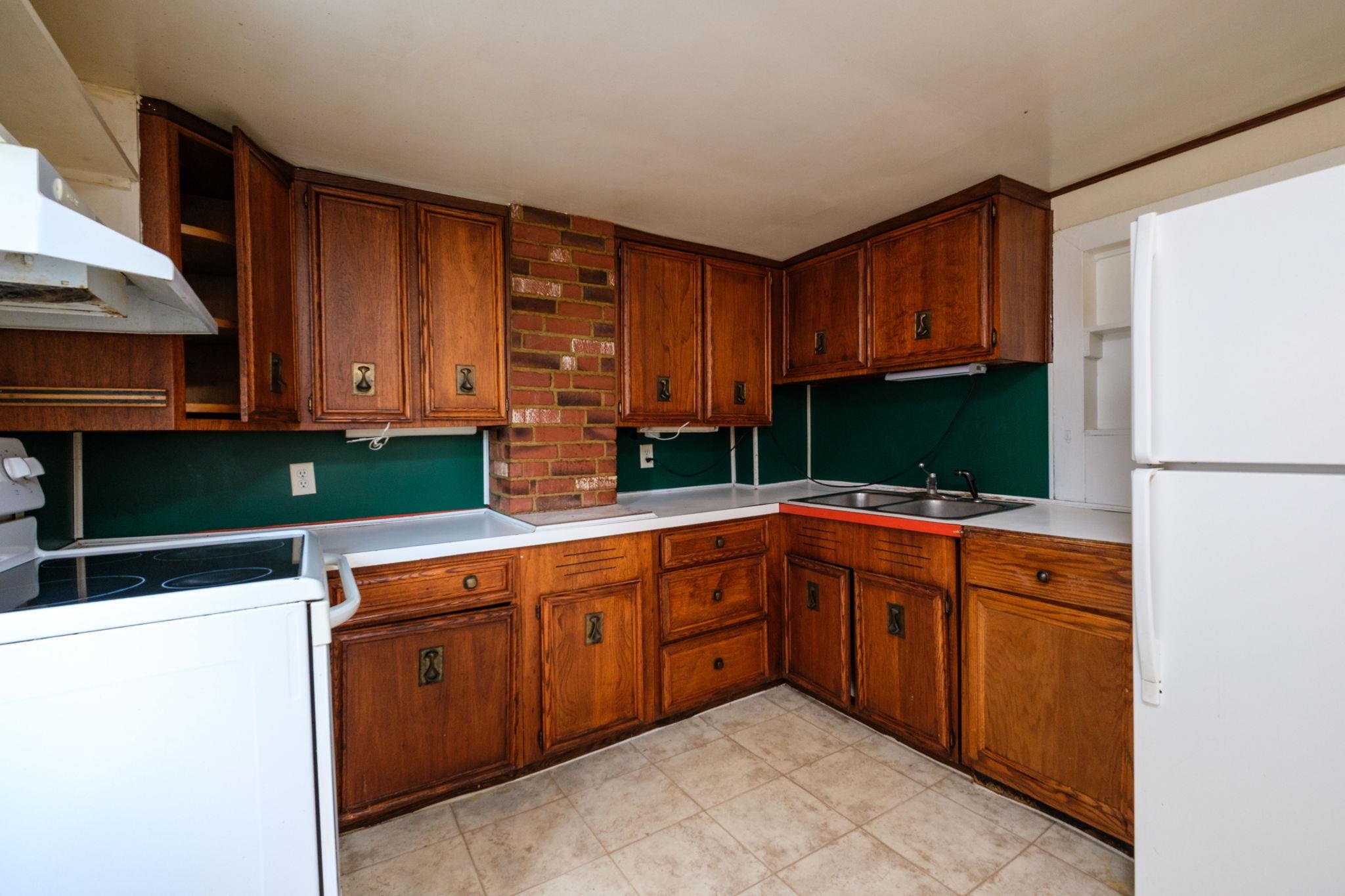 9525 S CONGRESS ST, NEW MARKET, Virginia 22844, 4 Bedrooms Bedrooms, ,1 BathroomBathrooms,Residential,9525 S CONGRESS ST,667789 MLS # 667789