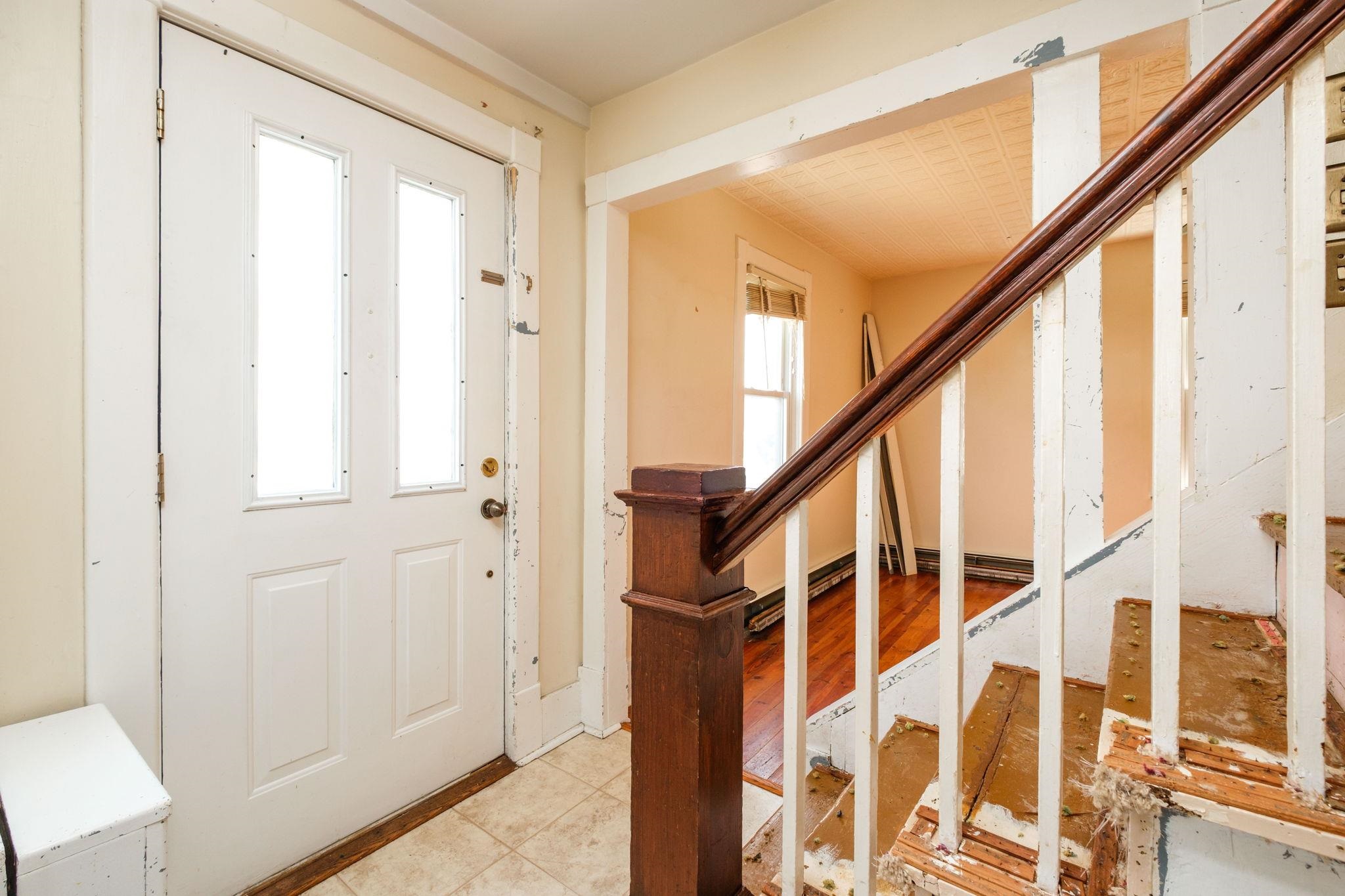9525 S CONGRESS ST, NEW MARKET, Virginia 22844, 4 Bedrooms Bedrooms, ,1 BathroomBathrooms,Residential,9525 S CONGRESS ST,667789 MLS # 667789
