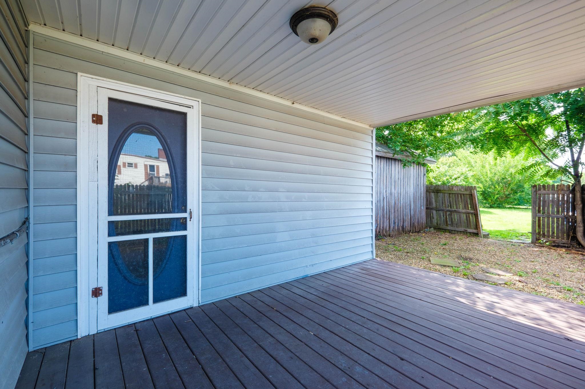 9525 S CONGRESS ST, NEW MARKET, Virginia 22844, 4 Bedrooms Bedrooms, ,1 BathroomBathrooms,Residential,9525 S CONGRESS ST,667789 MLS # 667789