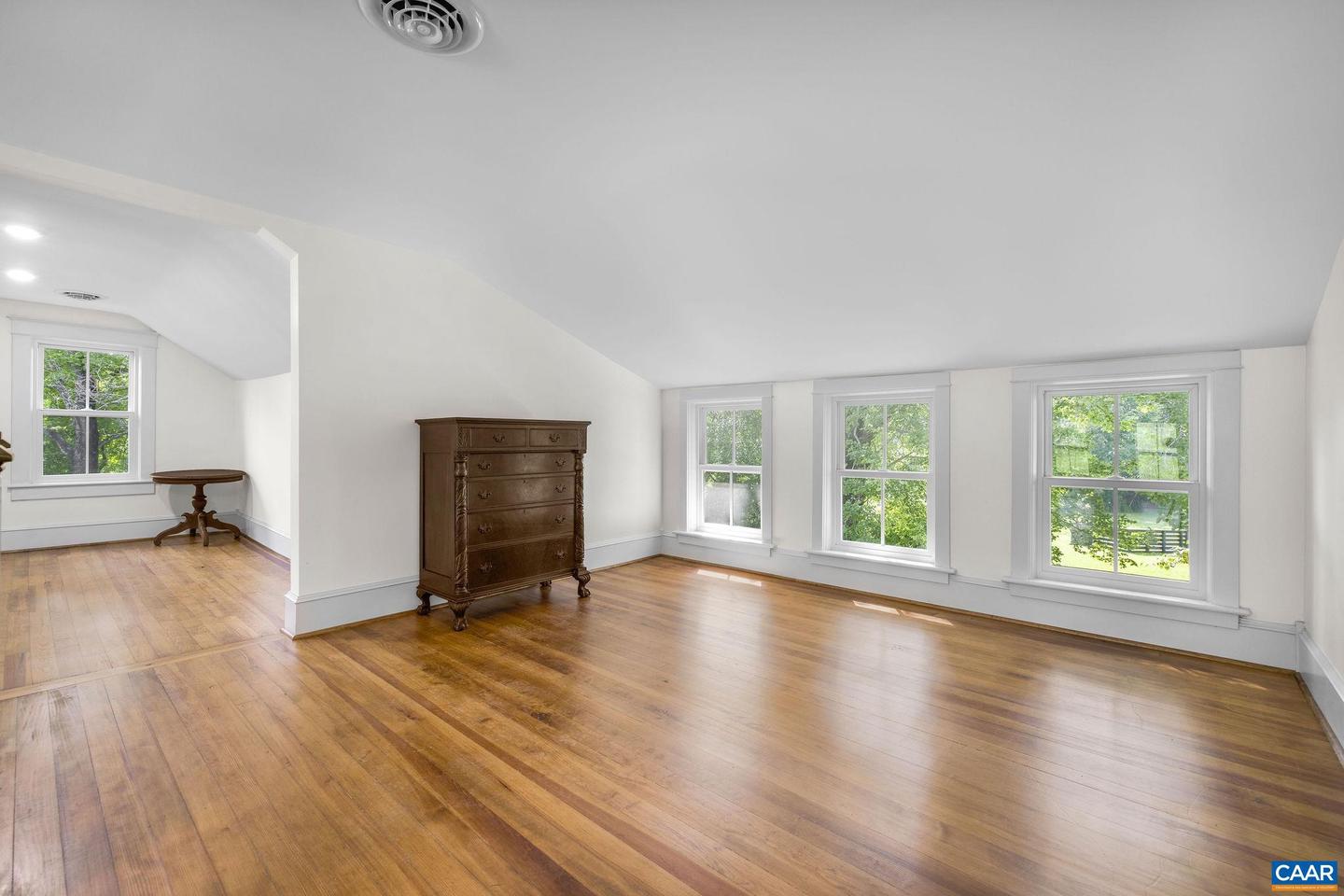 5321 RIVER RD, FABER, Virginia 22938, 3 Bedrooms Bedrooms, ,3 BathroomsBathrooms,Residential,For sale,5321 RIVER RD,667329 MLS # 667329