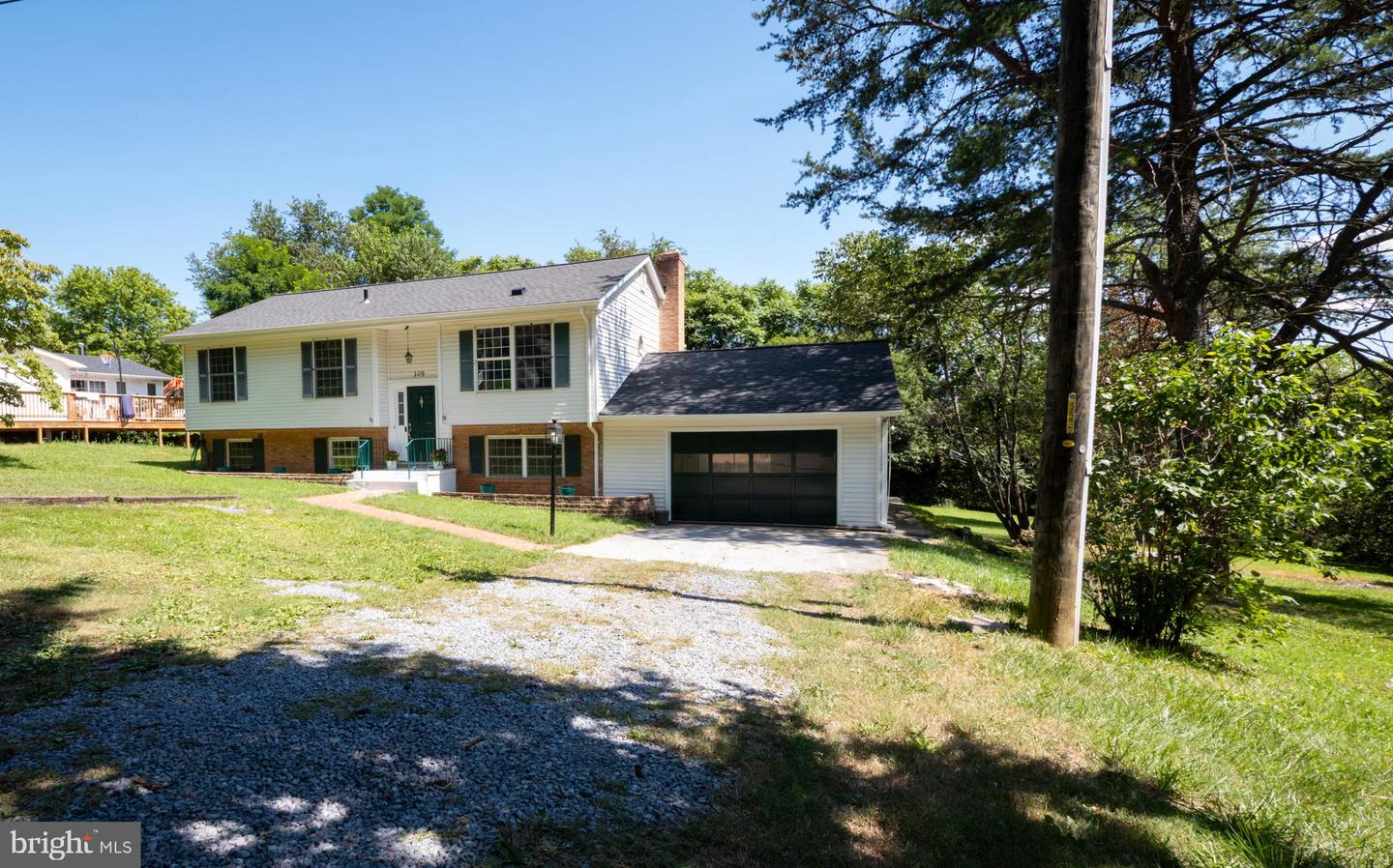 109 ARROWHEAD TRL, WINCHESTER, Virginia 22602, 3 Bedrooms Bedrooms, ,3 BathroomsBathrooms,Residential,For sale,109 ARROWHEAD TRL,VAFV2035888 MLS # VAFV2035888