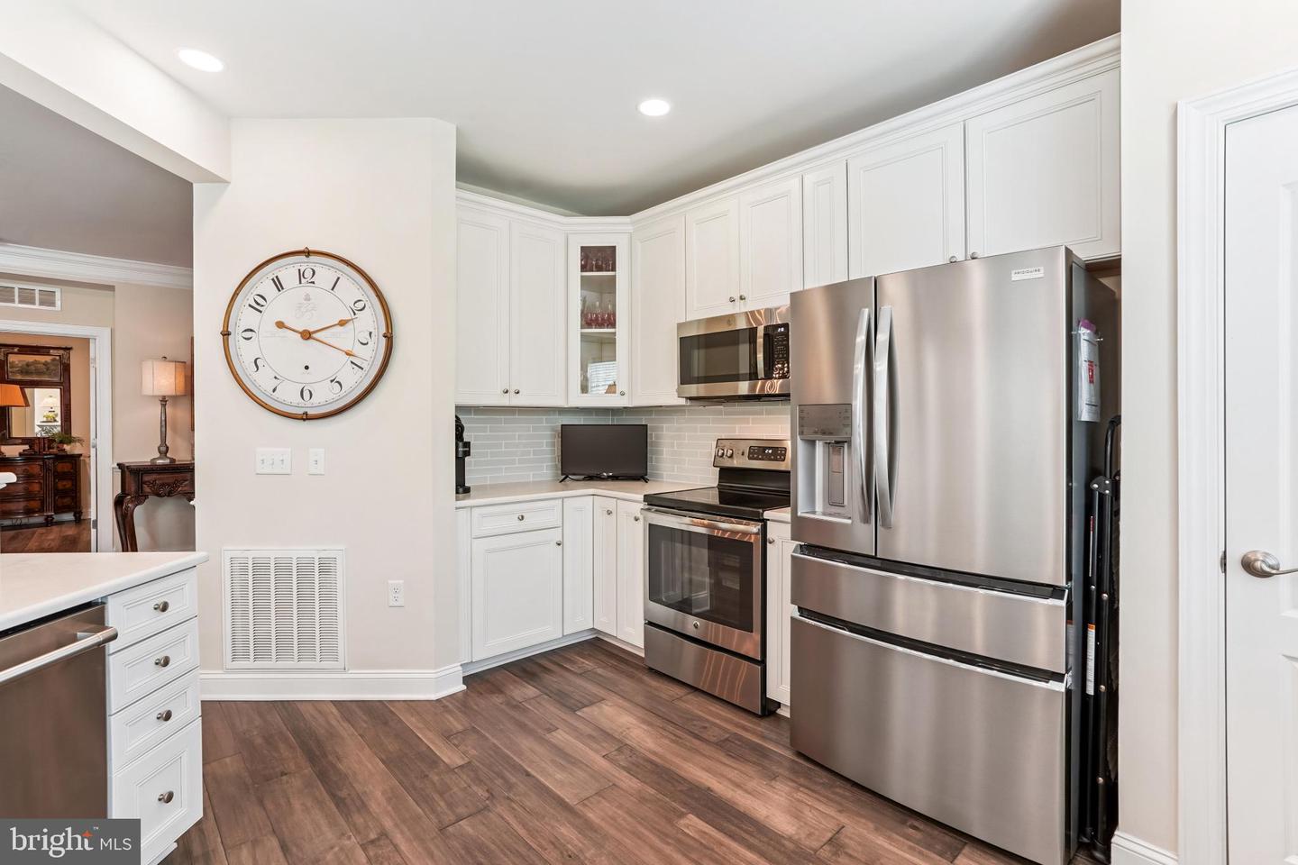 15140 HEATHER MILL LN #201, HAYMARKET, Virginia 20169, 2 Bedrooms Bedrooms, 8 Rooms Rooms,2 BathroomsBathrooms,Residential,For sale,15140 HEATHER MILL LN #201,VAPW2101172 MLS # VAPW2101172
