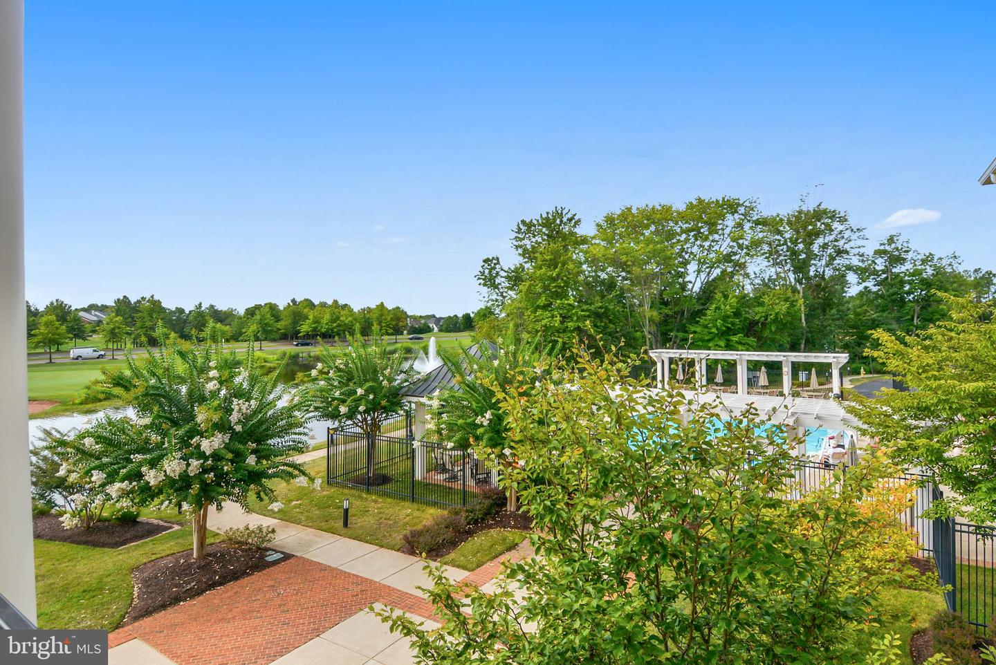 15140 HEATHER MILL LN #201, HAYMARKET, Virginia 20169, 2 Bedrooms Bedrooms, 8 Rooms Rooms,2 BathroomsBathrooms,Residential,For sale,15140 HEATHER MILL LN #201,VAPW2101172 MLS # VAPW2101172
