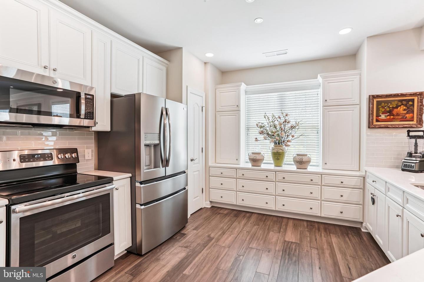 15140 HEATHER MILL LN #201, HAYMARKET, Virginia 20169, 2 Bedrooms Bedrooms, 8 Rooms Rooms,2 BathroomsBathrooms,Residential,For sale,15140 HEATHER MILL LN #201,VAPW2101172 MLS # VAPW2101172